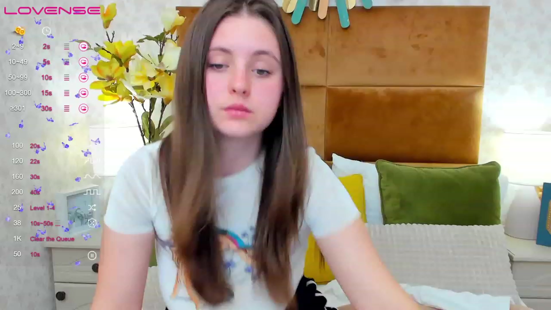 Gallery image thumbnail from ElsaJones's myfreecams stream on, 03/21/2023, 15:21 image 1 of 20