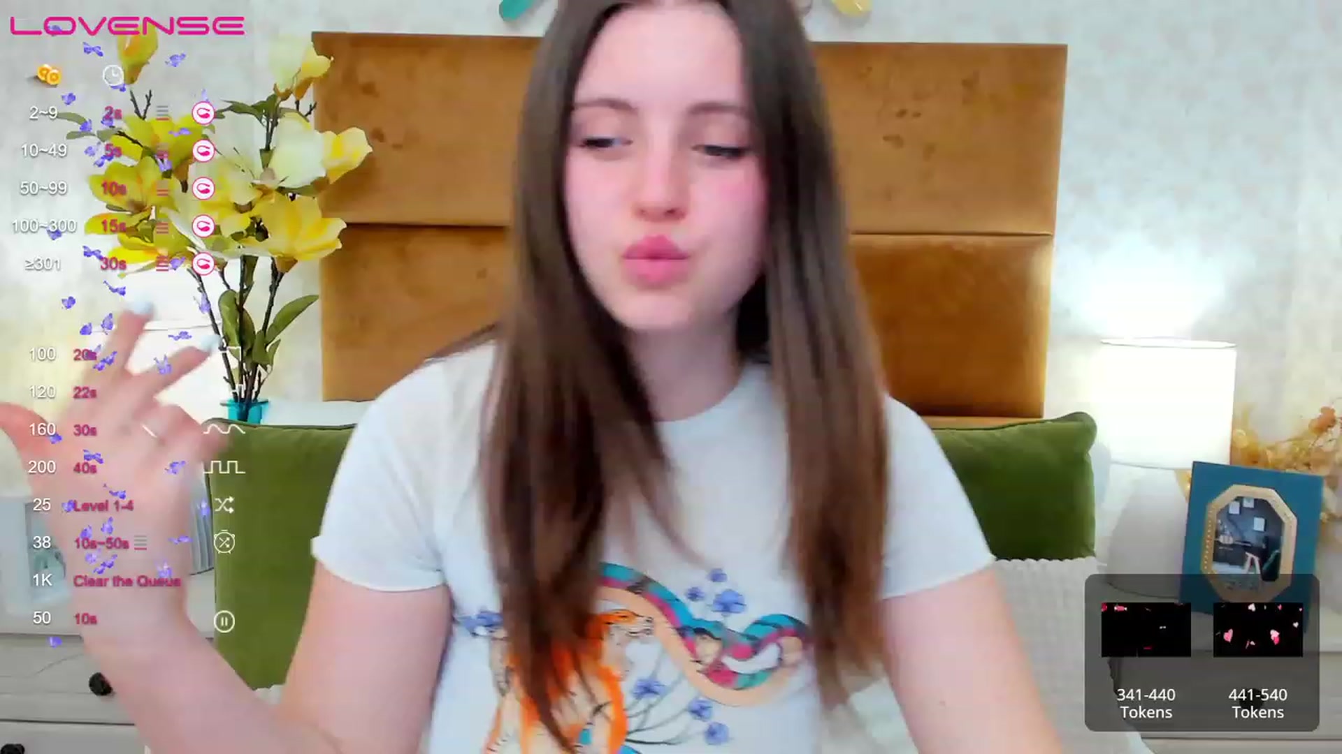 Gallery image thumbnail from ElsaJones's myfreecams stream on, 03/21/2023, 15:33 image 2 of 20