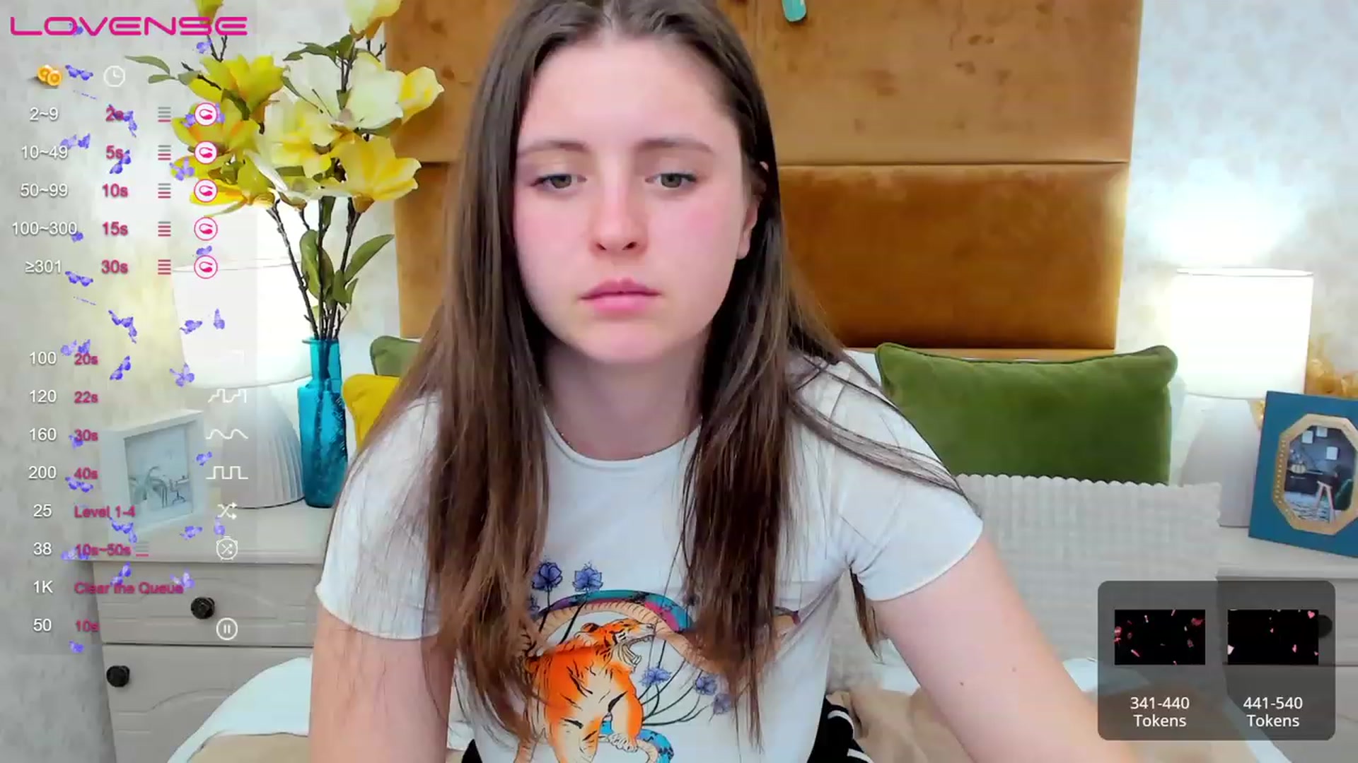 Gallery image thumbnail from ElsaJones's myfreecams stream on, 03/21/2023, 17:43 image 10 of 20