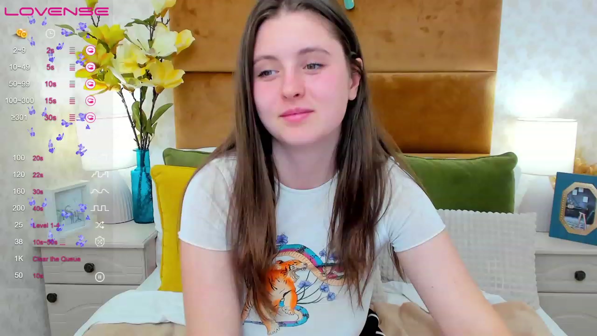 Gallery image thumbnail from ElsaJones's myfreecams stream on, 03/21/2023, 17:43 image 13 of 20