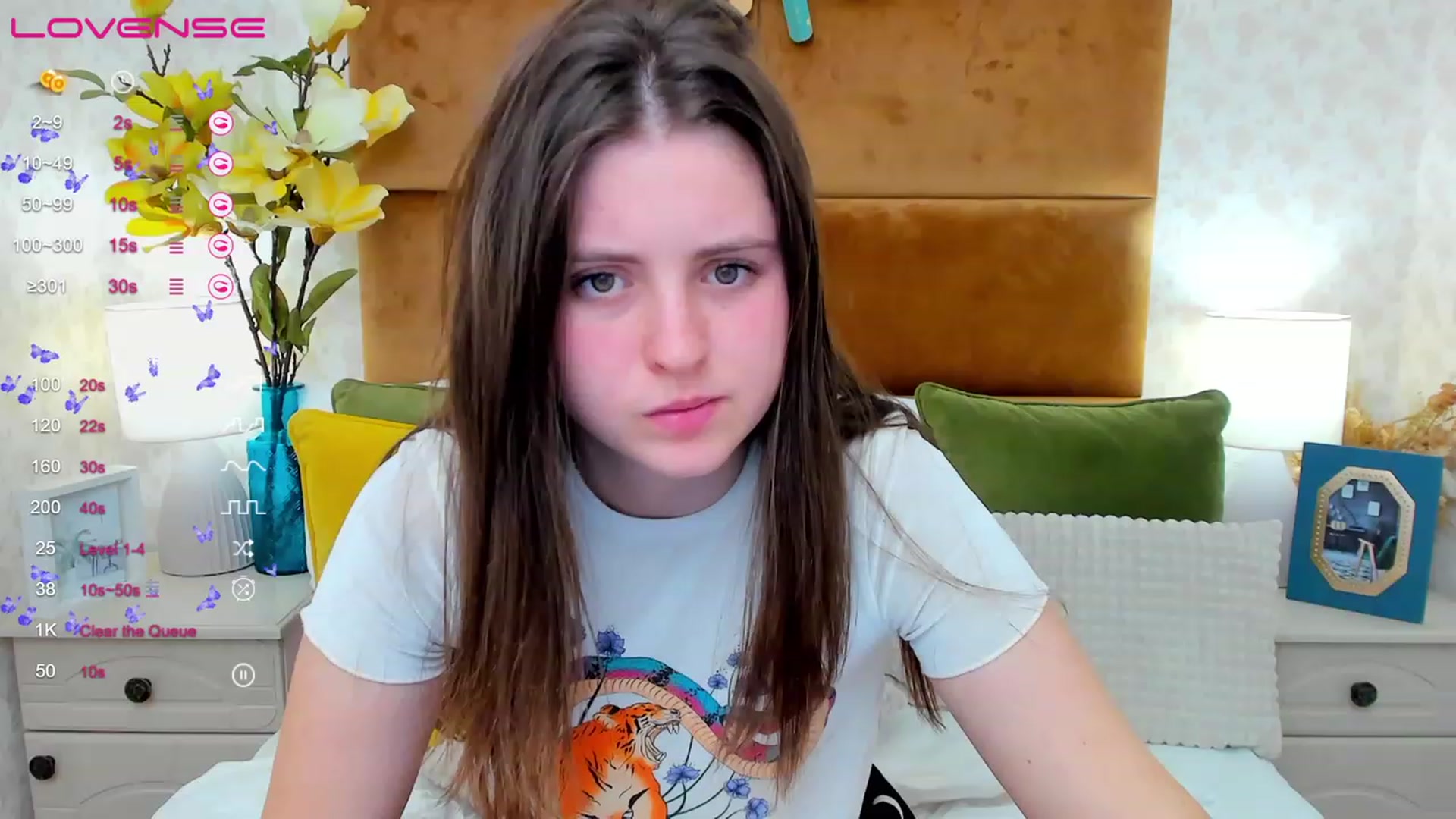 Gallery image thumbnail from ElsaJones's myfreecams stream on, 03/21/2023, 19:09 image 11 of 20
