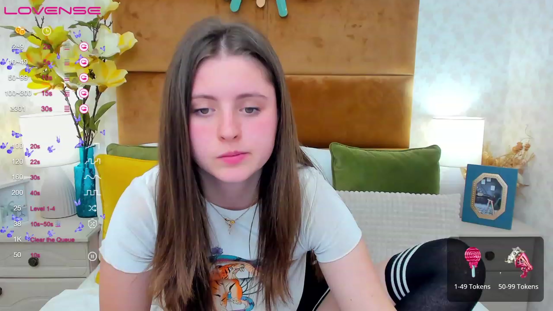 Gallery image thumbnail from ElsaJones's myfreecams stream on, 03/21/2023, 19:09 image 2 of 20