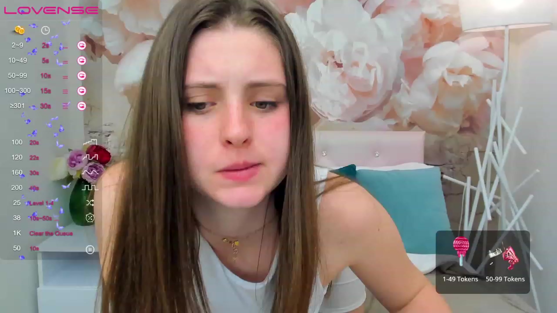 Gallery image thumbnail from ElsaJones's myfreecams stream on, 03/23/2023, 15:18 image 2 of 20