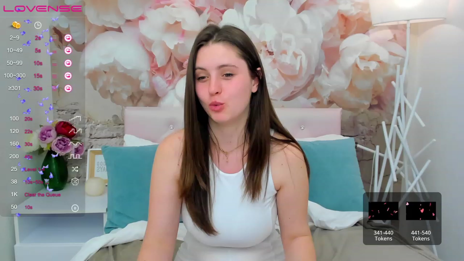 Gallery image thumbnail from ElsaJones's myfreecams stream on, 03/23/2023, 15:18 image 20 of 20
