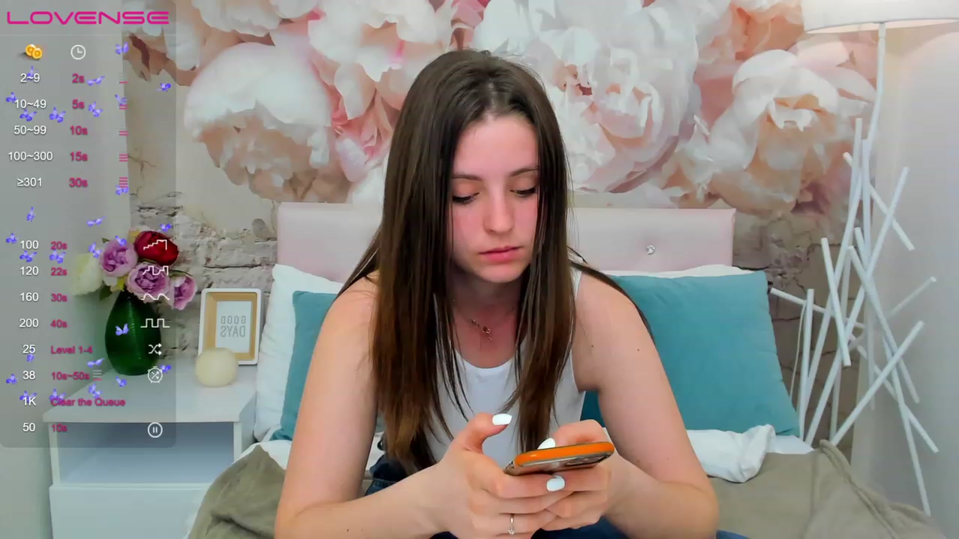 Gallery image thumbnail from ElsaJones's myfreecams stream on, 03/23/2023, 17:24 image 6 of 20