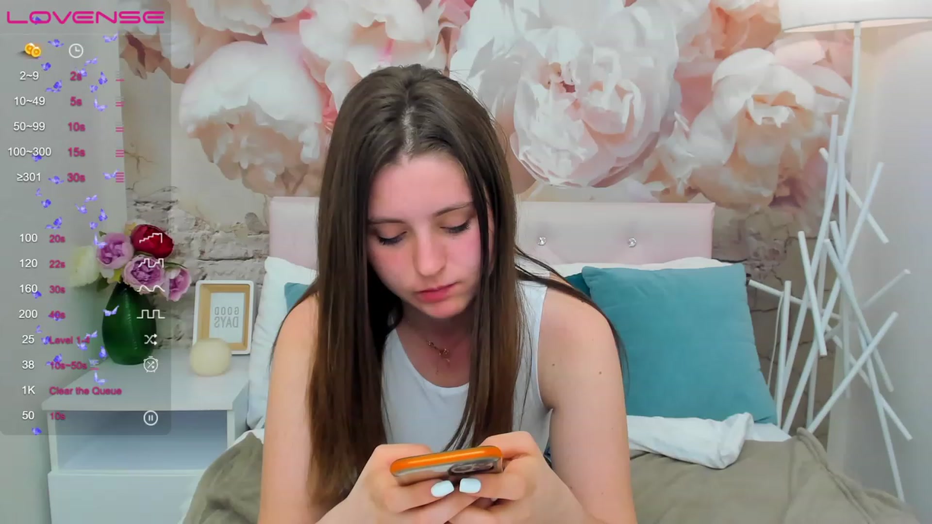 Gallery image thumbnail from ElsaJones's myfreecams stream on, 03/23/2023, 17:24 image 9 of 20
