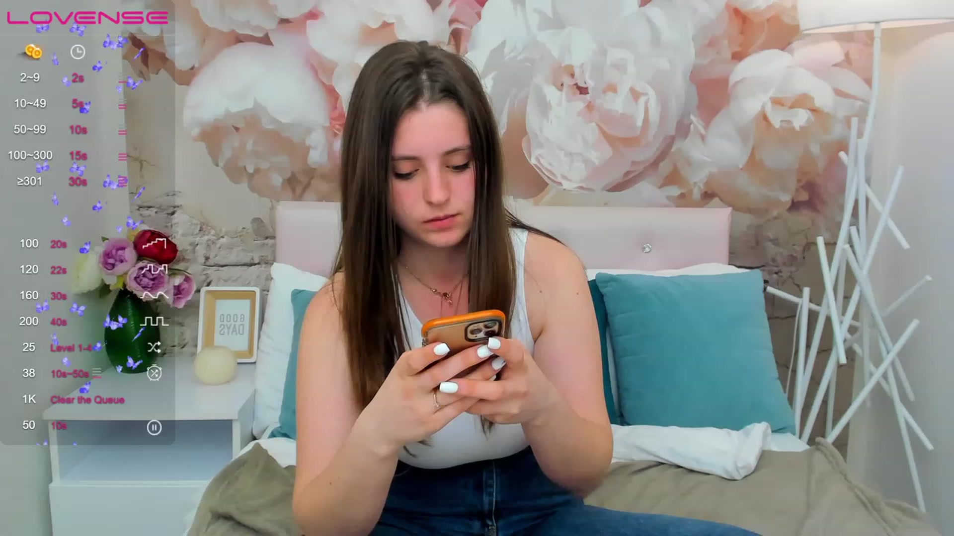 Gallery image thumbnail from ElsaJones's myfreecams stream on, 03/23/2023, 17:24 image 5 of 20