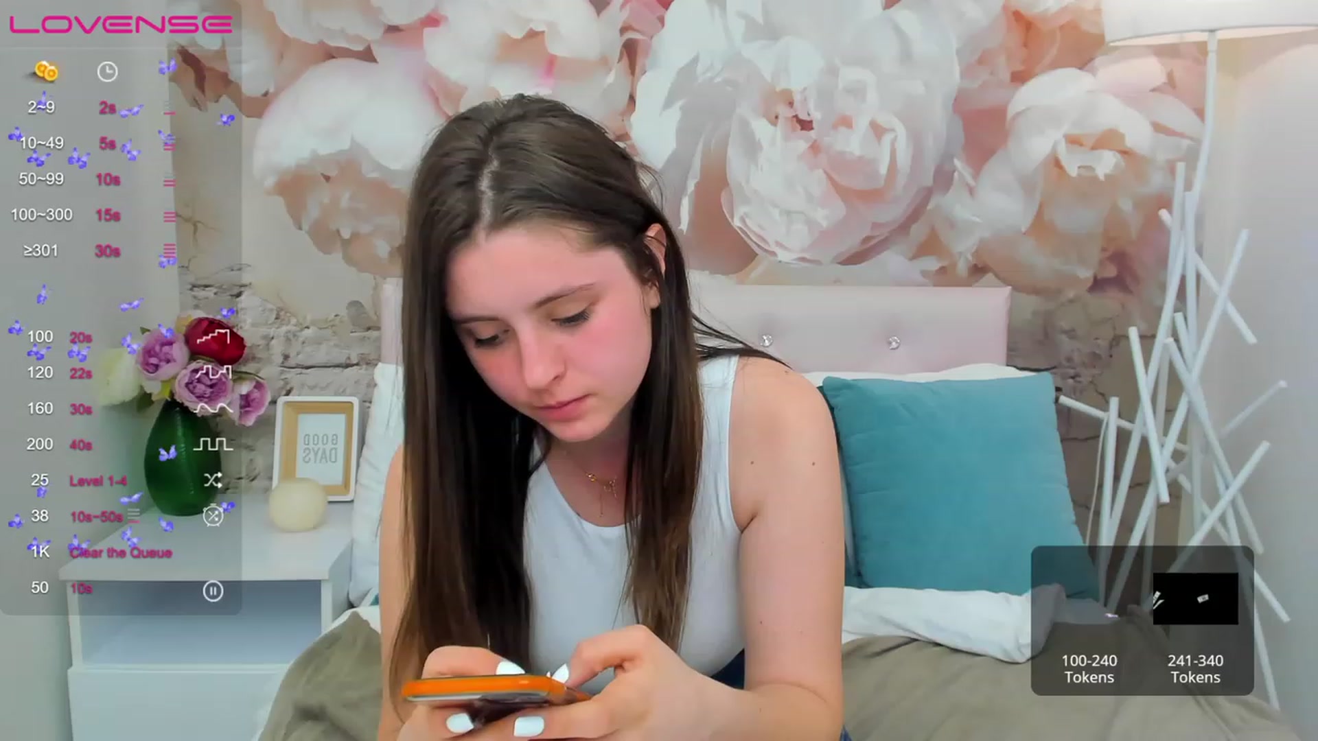 Gallery image thumbnail from ElsaJones's myfreecams stream on, 03/23/2023, 17:24 image 12 of 20