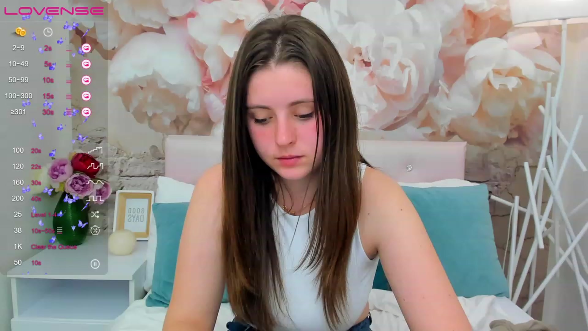 Gallery image thumbnail from ElsaJones's myfreecams stream on, 03/23/2023, 20:02 image 4 of 20