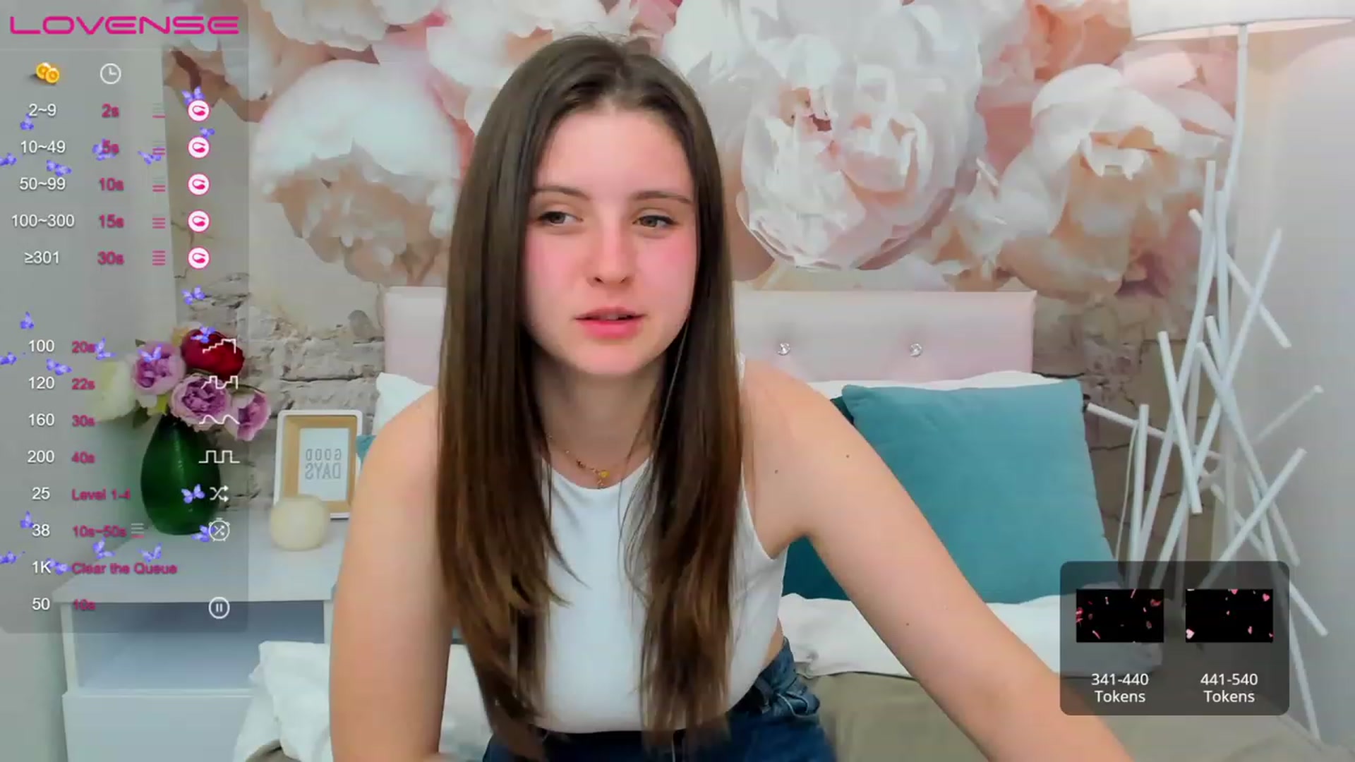 Gallery image thumbnail from ElsaJones's myfreecams stream on, 03/23/2023, 20:02 image 15 of 20