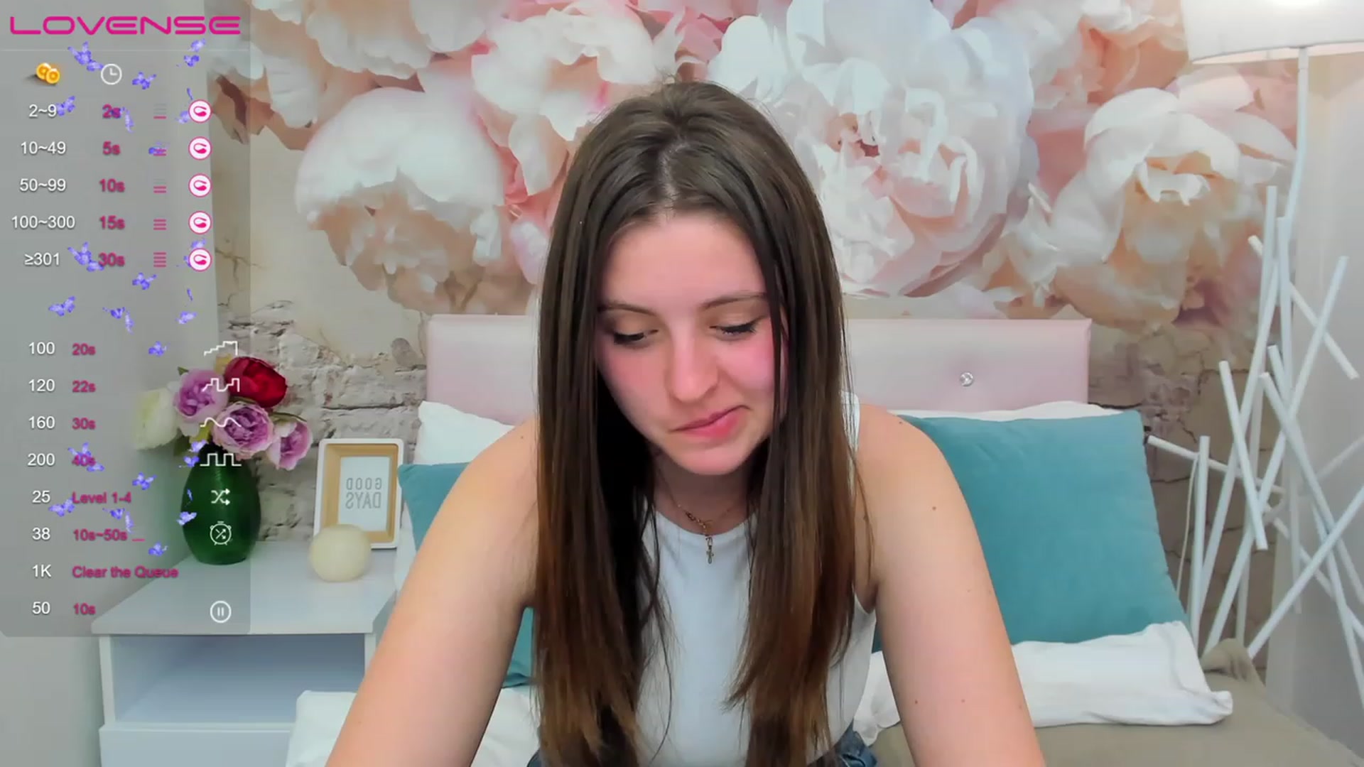 Gallery image thumbnail from ElsaJones's myfreecams stream on, 03/23/2023, 20:02 image 17 of 20