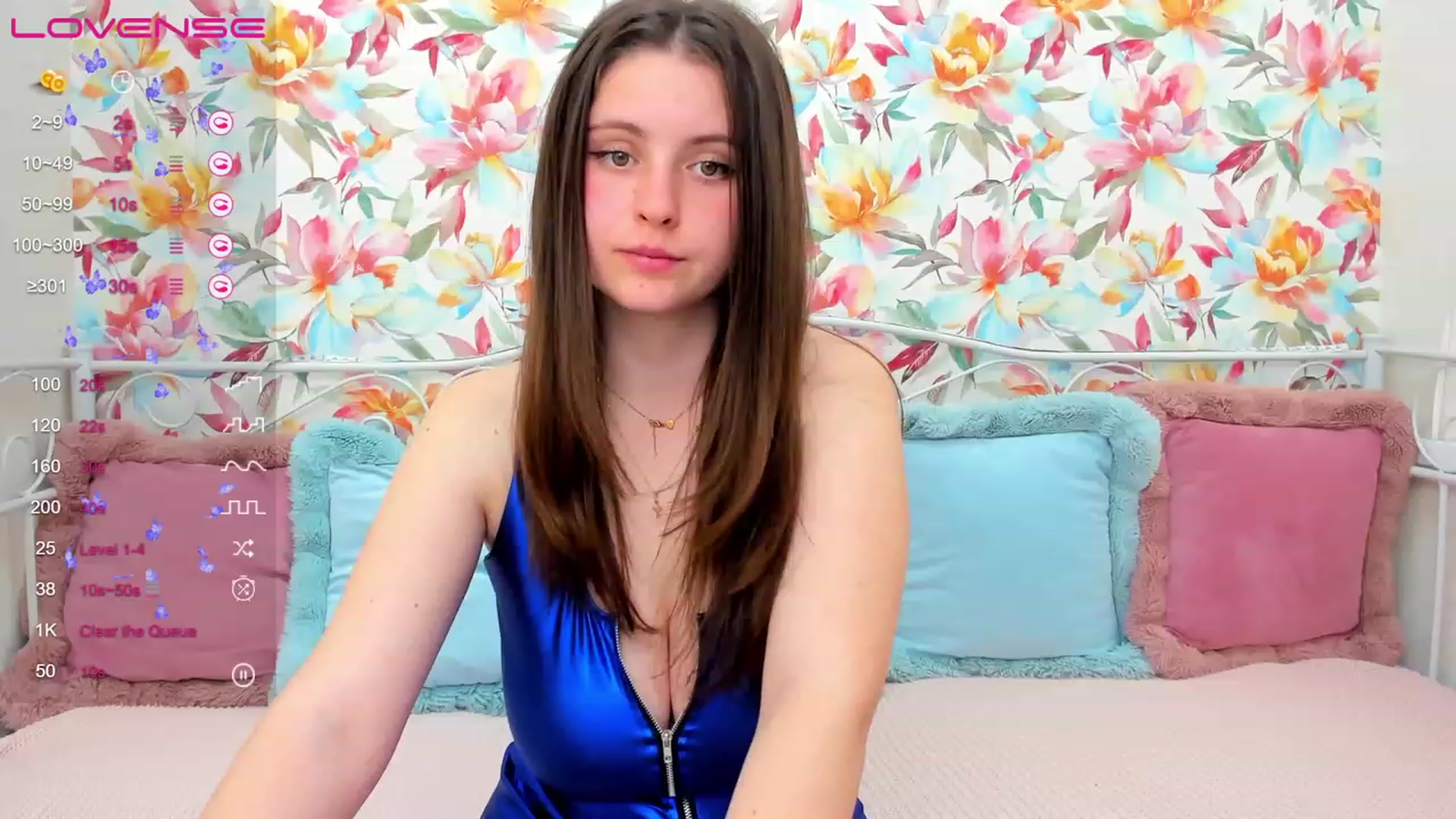 Gallery image thumbnail from ElsaJones's myfreecams stream on, 04/07/2023, 12:42 image 5 of 20