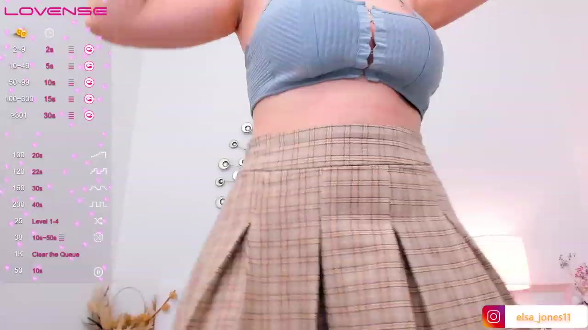 Gallery image thumbnail from ElsaJones's myfreecams stream on, 04/22/2023, 13:51 image 6 of 20