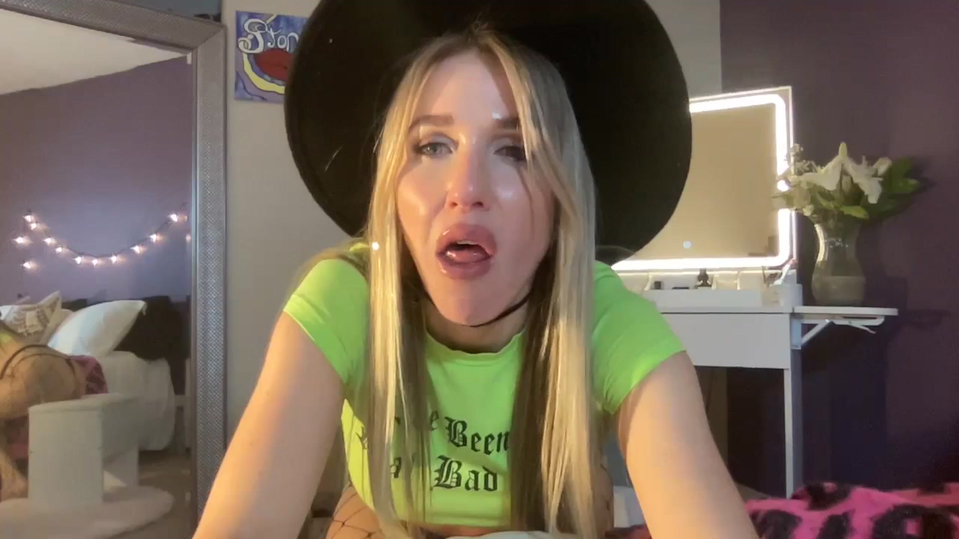 Gallery image thumbnail from ElsaLust's myfreecams stream on, 02/24/2024, 10:21 image 5 of 20