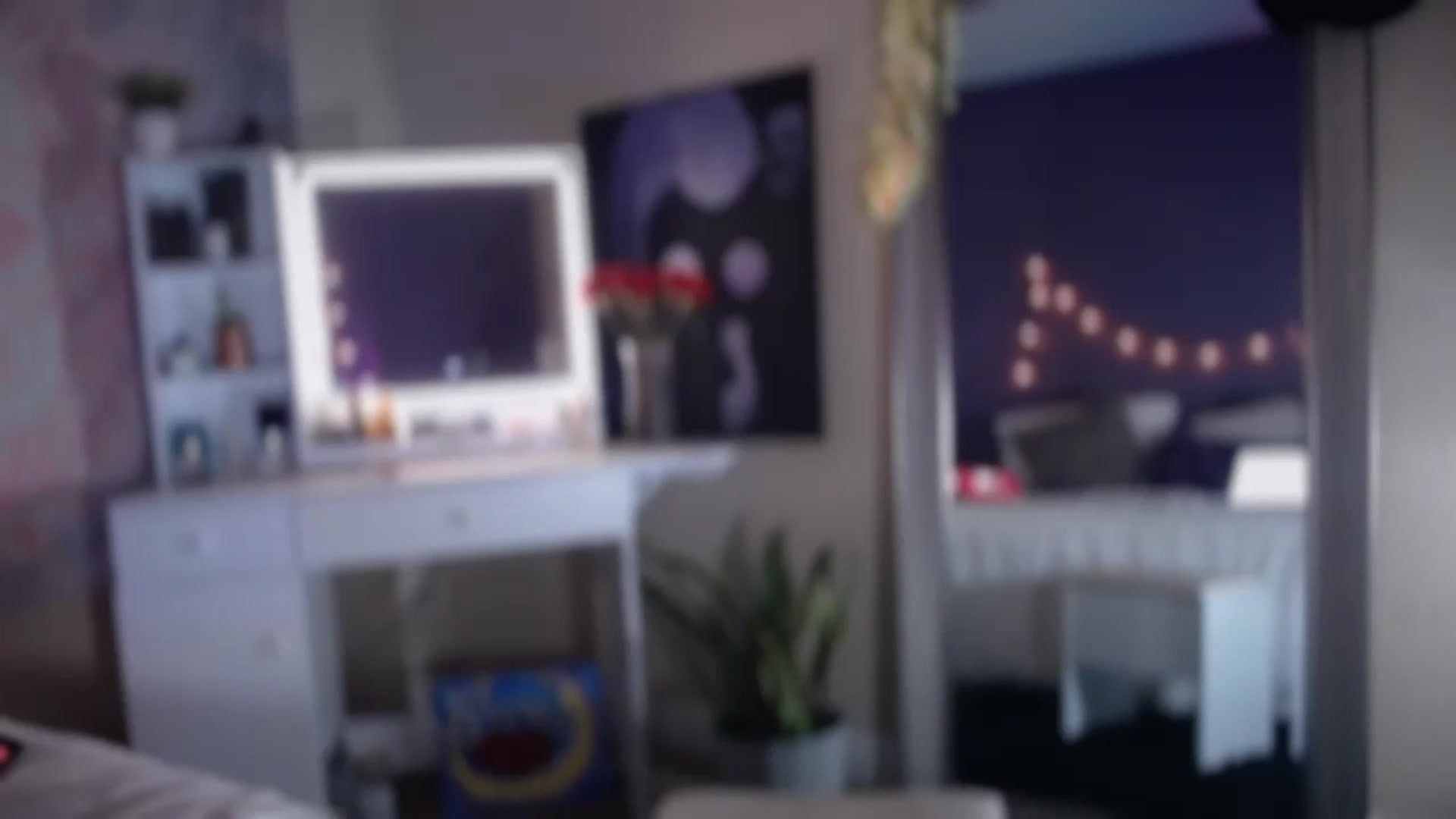 Gallery image thumbnail from ElsaLust's myfreecams stream on, 09/04/2024, 09:52 image 9 of 20
