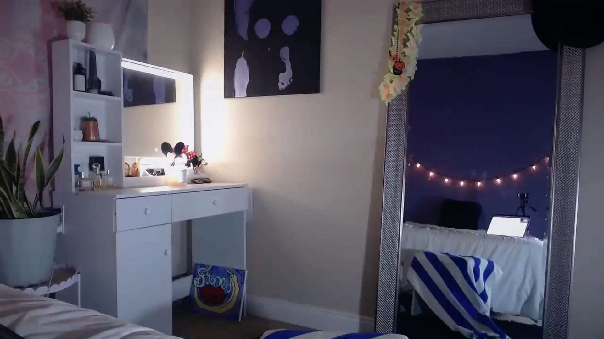 Gallery image thumbnail from ElsaLust's myfreecams stream on, 11/23/2024, 10:31 image 16 of 20