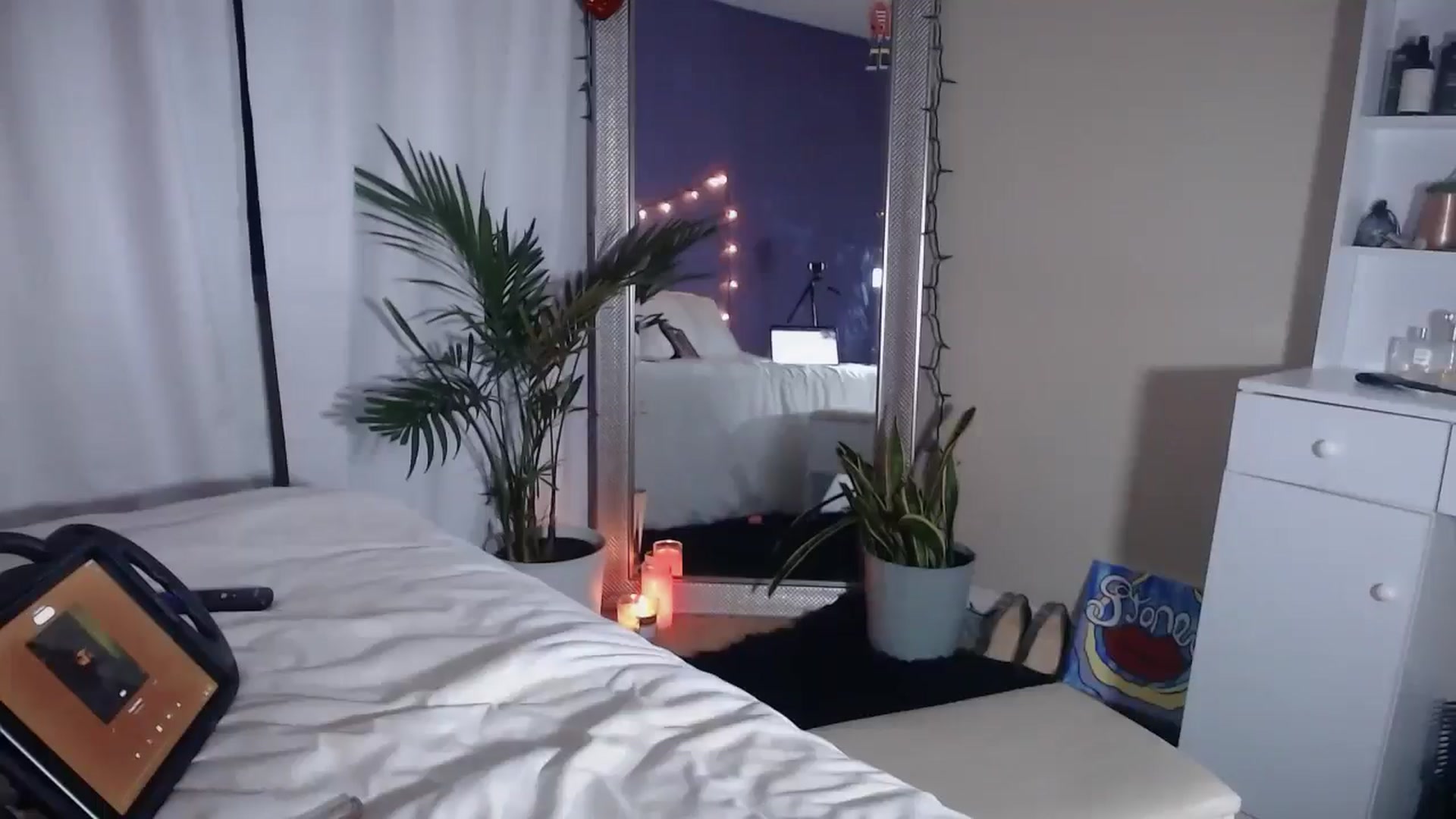 Gallery image thumbnail from ElsaLust's myfreecams stream on, 02/25/2025, 10:14 image 16 of 20