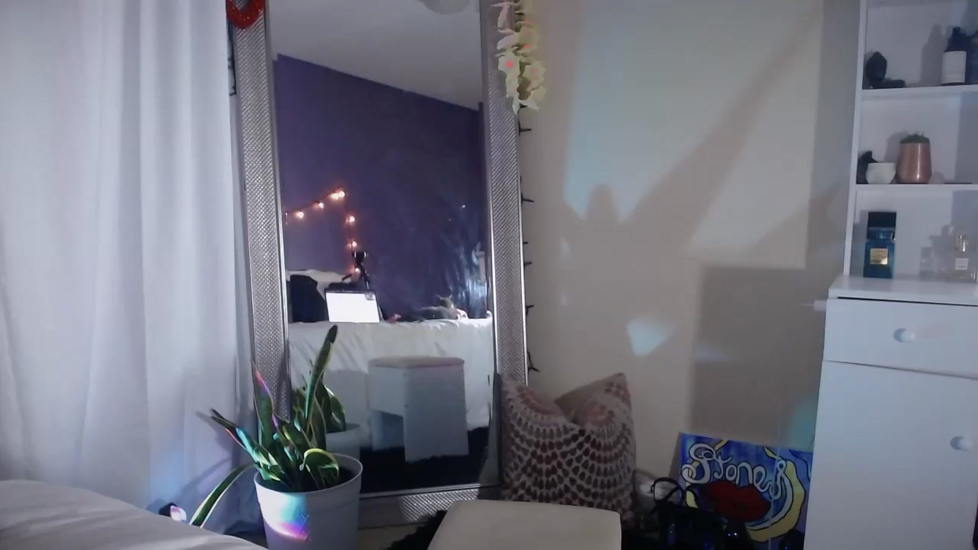 Gallery image thumbnail from ElsaLust's myfreecams stream on, 04/22/2025, 08:33 image 3 of 20