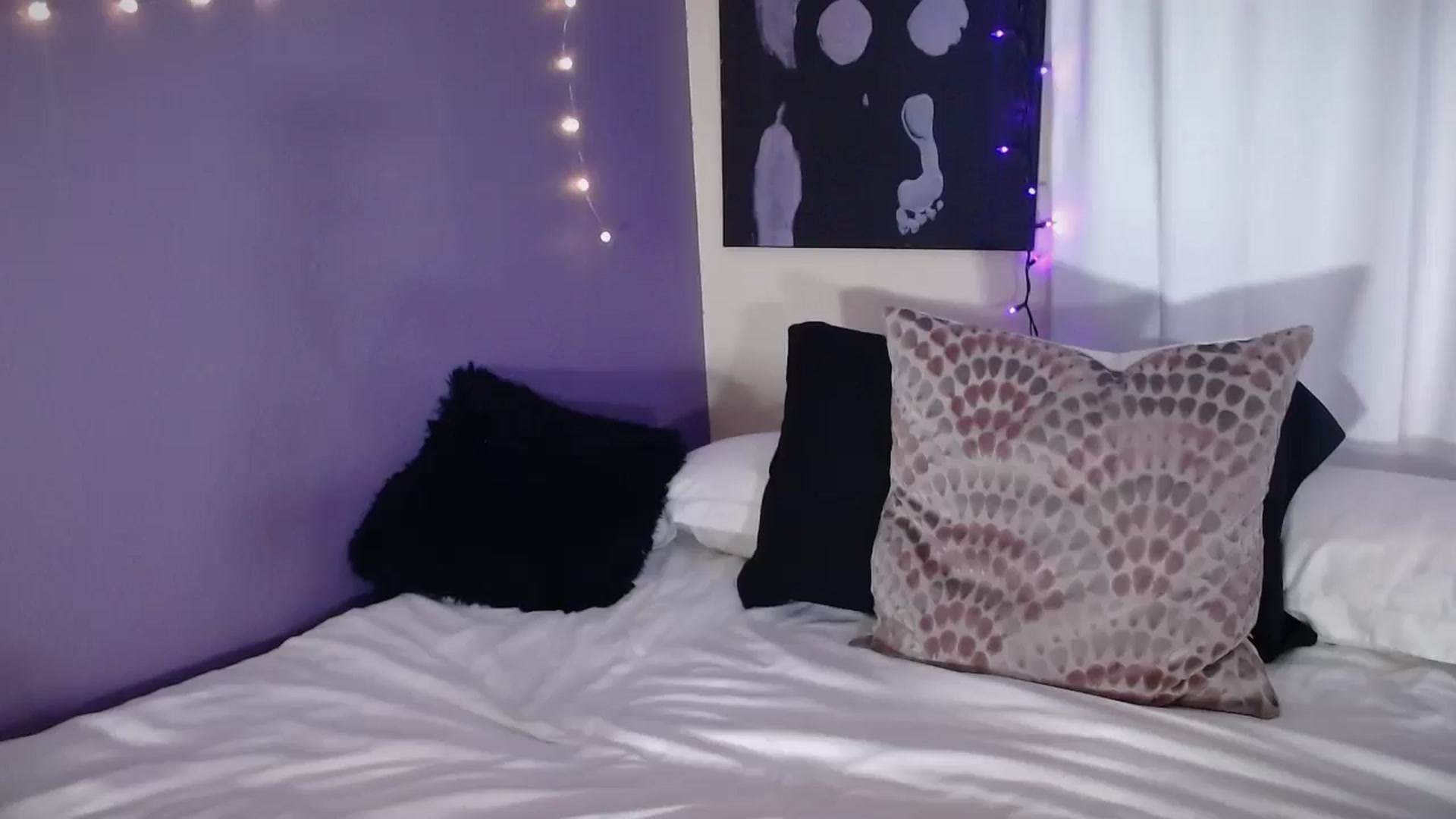 Gallery image thumbnail from ElsaLust's myfreecams stream on, 10/15/2025, 07:57 image 2 of 20