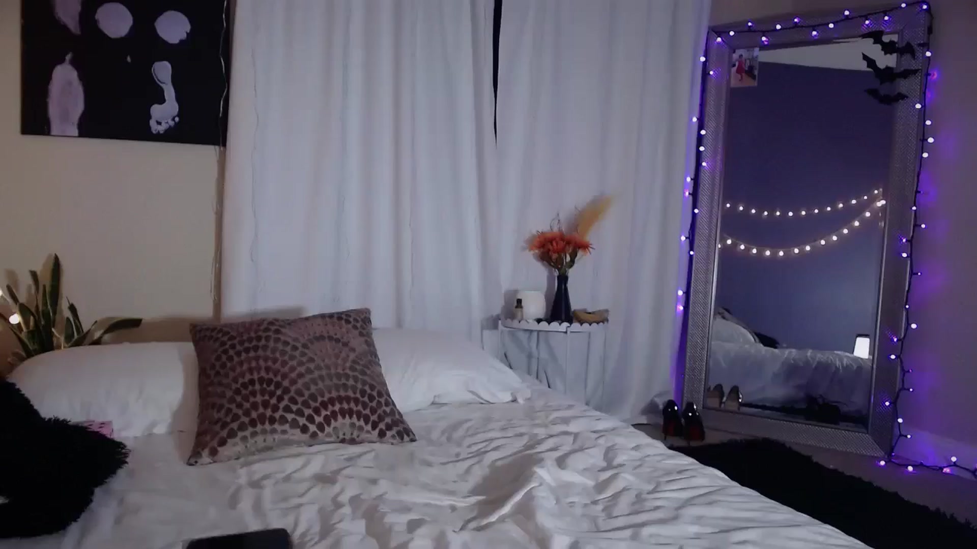 Gallery image thumbnail from ElsaLust's myfreecams stream on, 11/09/2025, 08:38 image 15 of 20