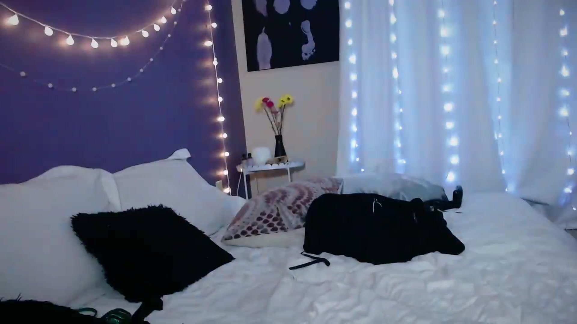 Gallery image thumbnail from ElsaLust's myfreecams stream on, 04/29/2026, 09:27 image 16 of 20