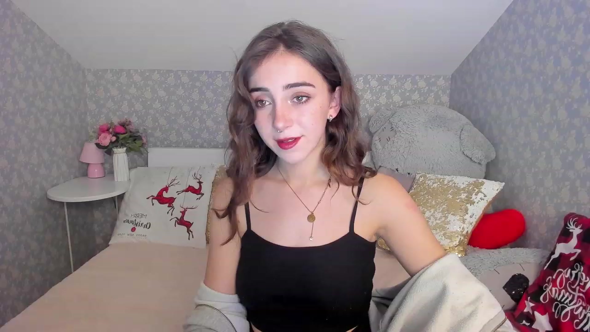 Gallery image thumbnail from ElsaYoung's myfreecams stream on, 12/11/2022, 20:08 image 8 of 20