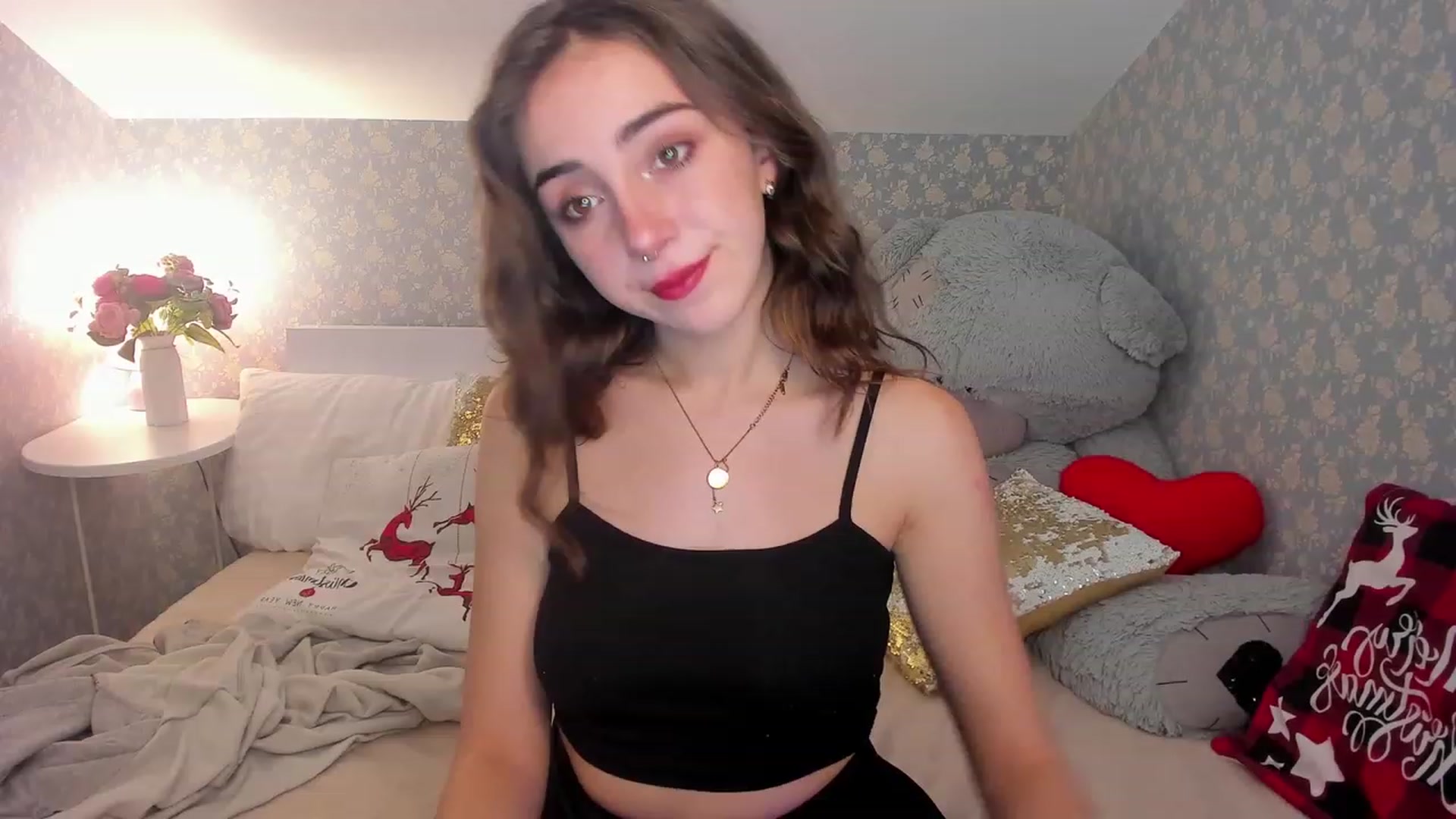 Gallery image thumbnail from ElsaYoung's myfreecams stream on, 12/11/2022, 20:36 image 2 of 20
