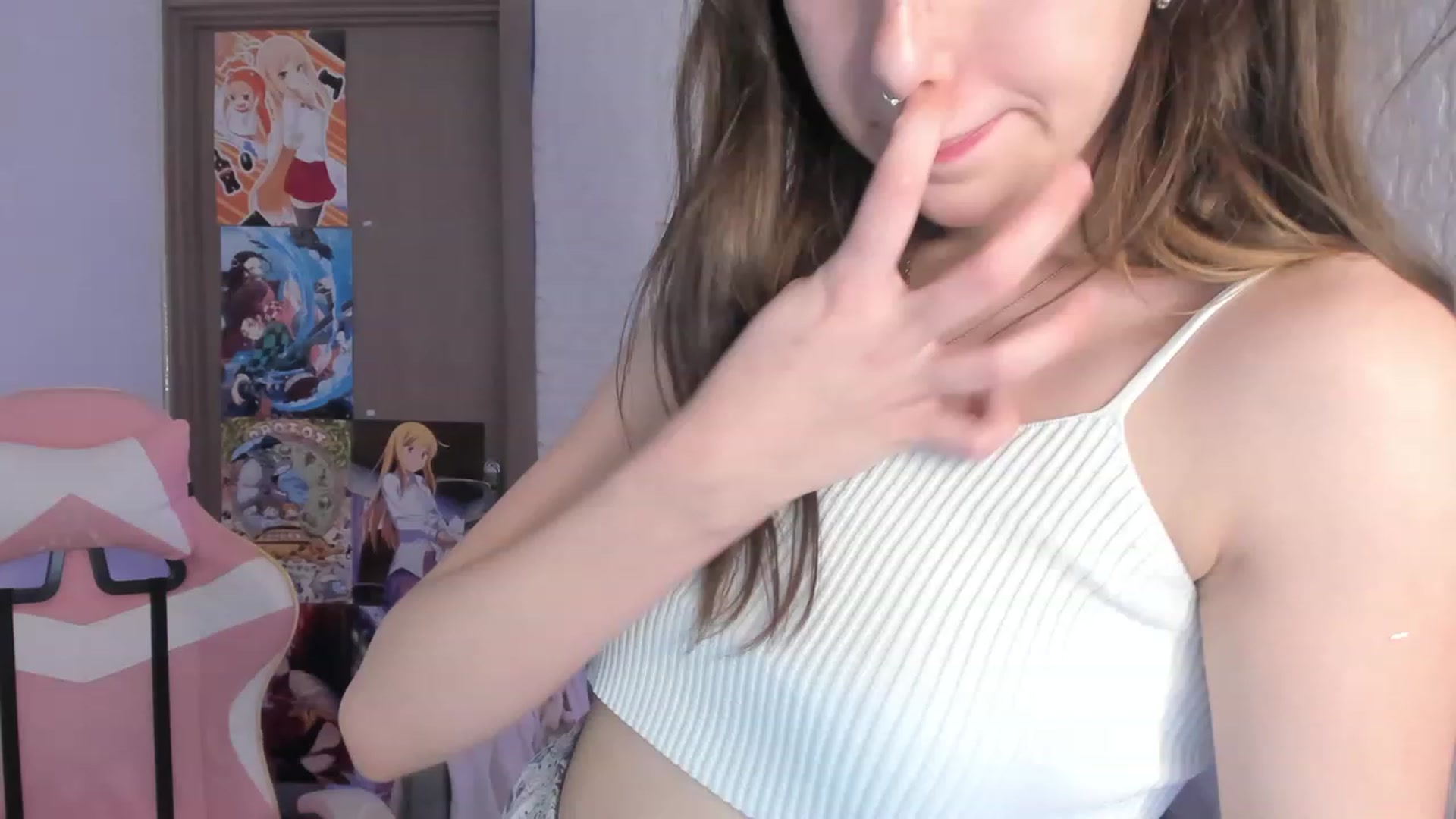 Gallery image thumbnail from ElsaYoung's myfreecams stream on, 12/15/2022, 10:06 image 3 of 20