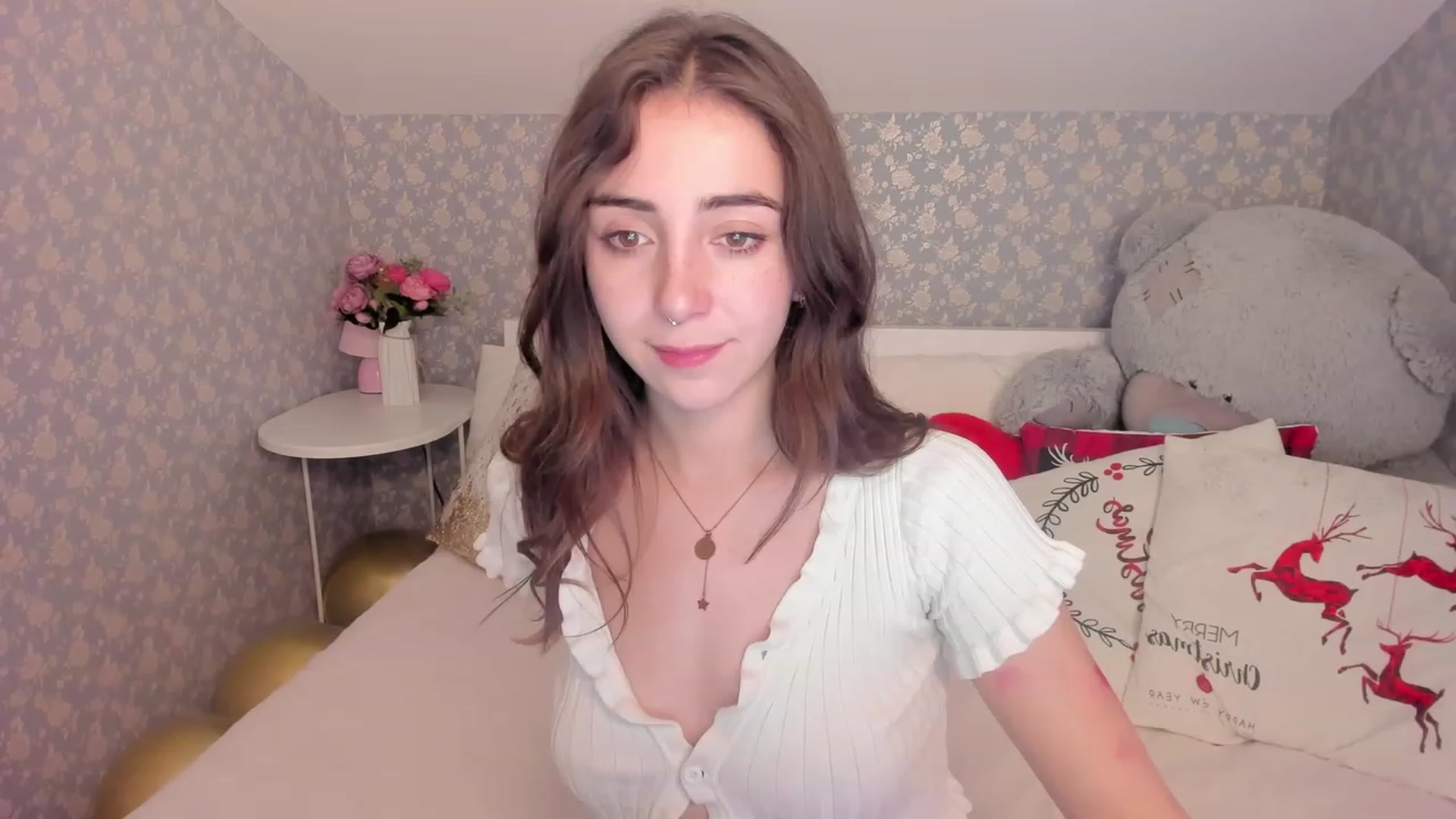Gallery image thumbnail from ElsaYoung's myfreecams stream on, 12/17/2022, 12:23 image 8 of 20