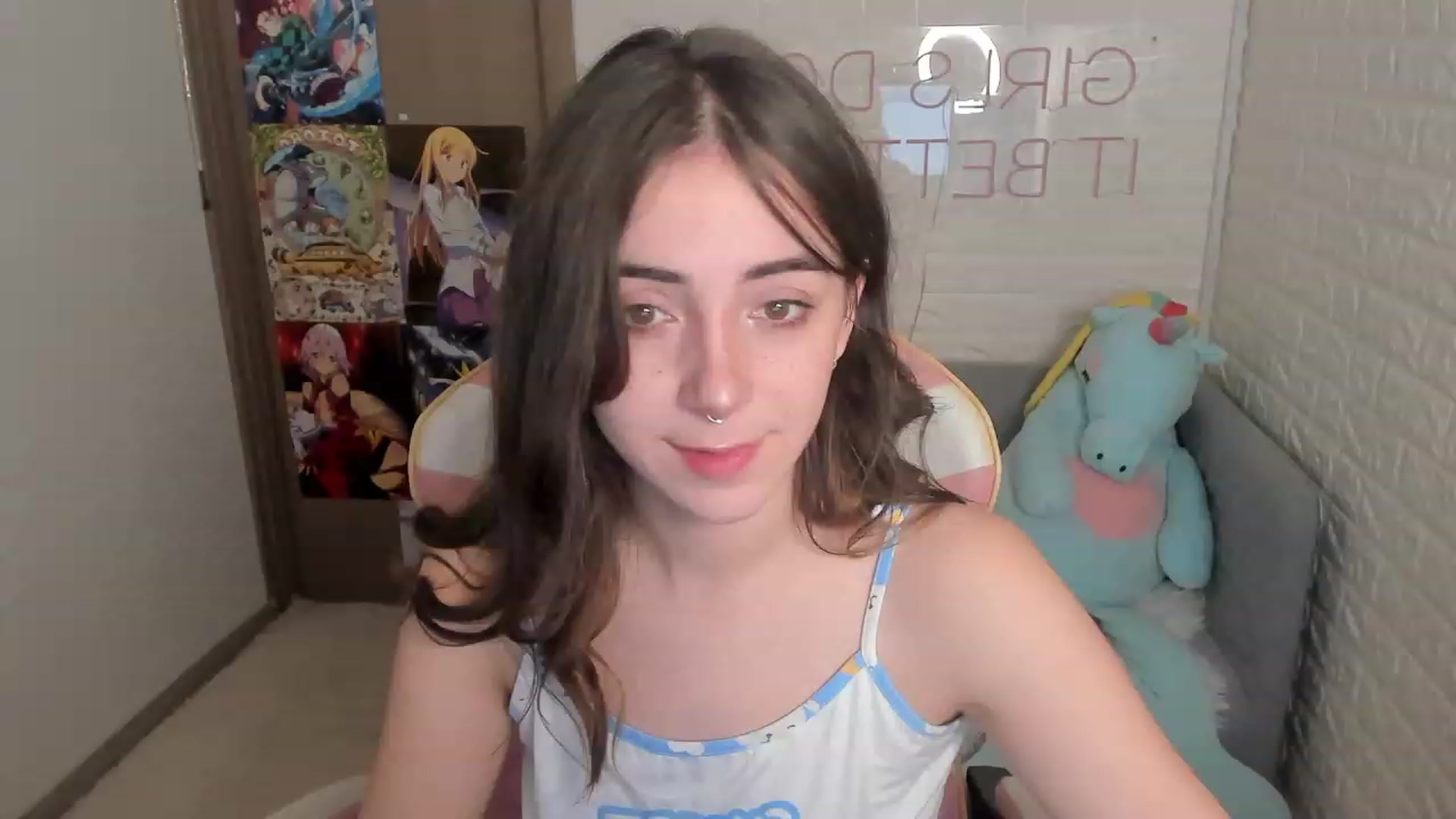Gallery image thumbnail from ElsaYoung's myfreecams stream on, 12/29/2022, 07:10 image 9 of 20