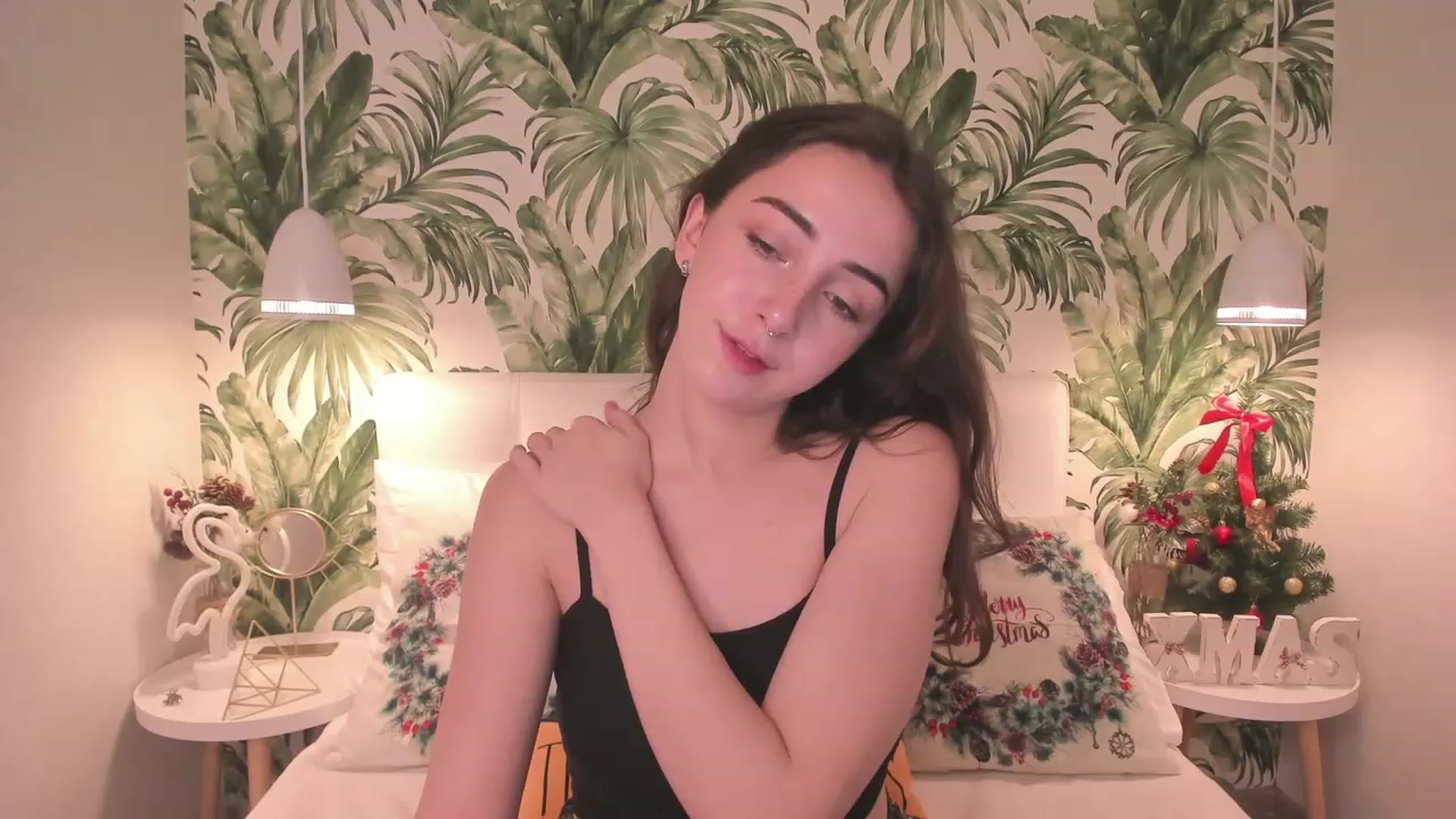 Gallery image thumbnail from ElsaYoung's myfreecams stream on, 01/05/2023, 06:56 image 20 of 20