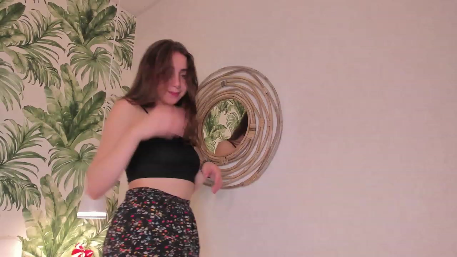 Gallery image thumbnail from ElsaYoung's myfreecams stream on, 01/06/2023, 17:04 image 19 of 20