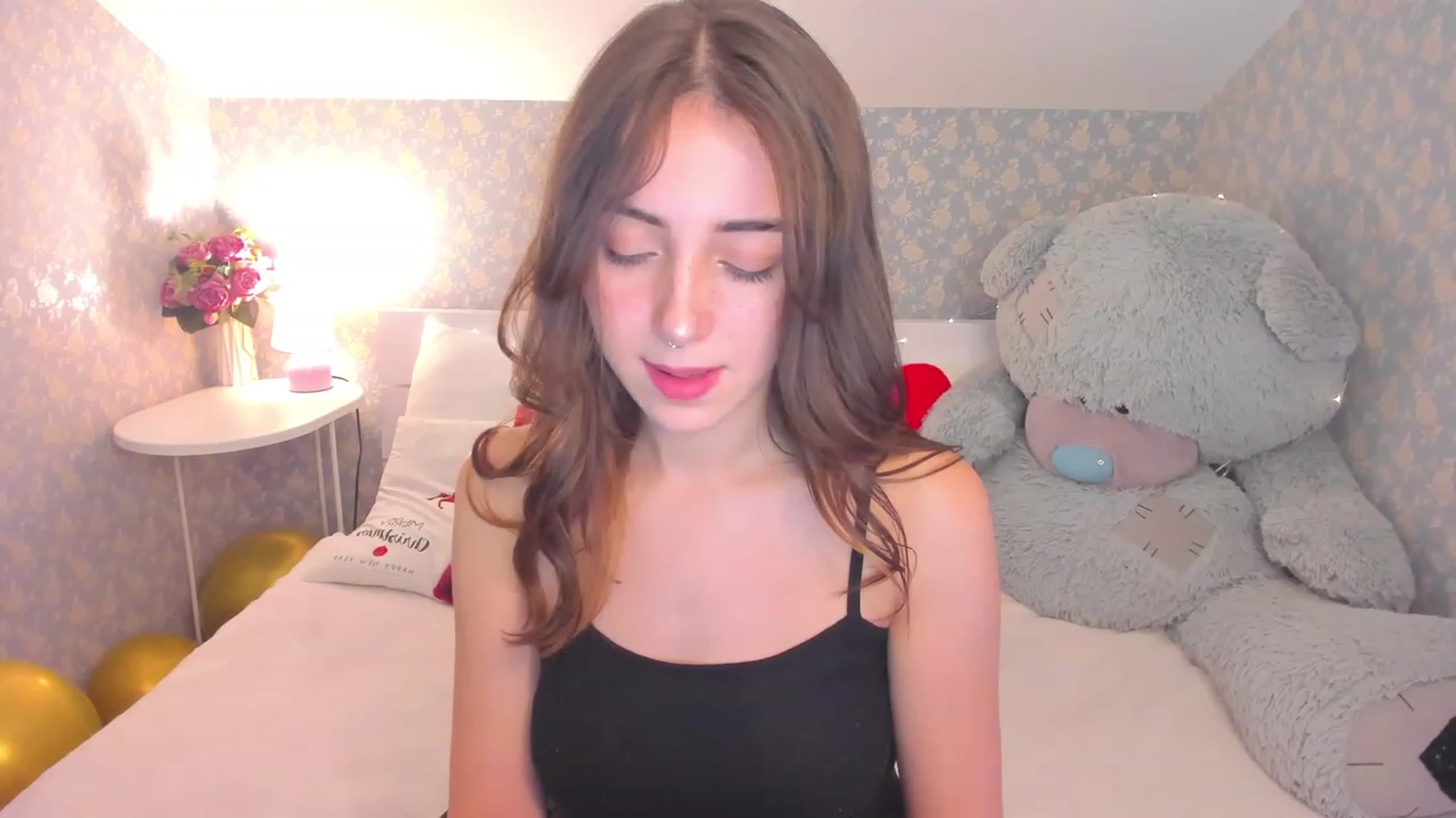 Gallery image thumbnail from ElsaYoung's myfreecams stream on, 01/07/2023, 14:21 image 6 of 20
