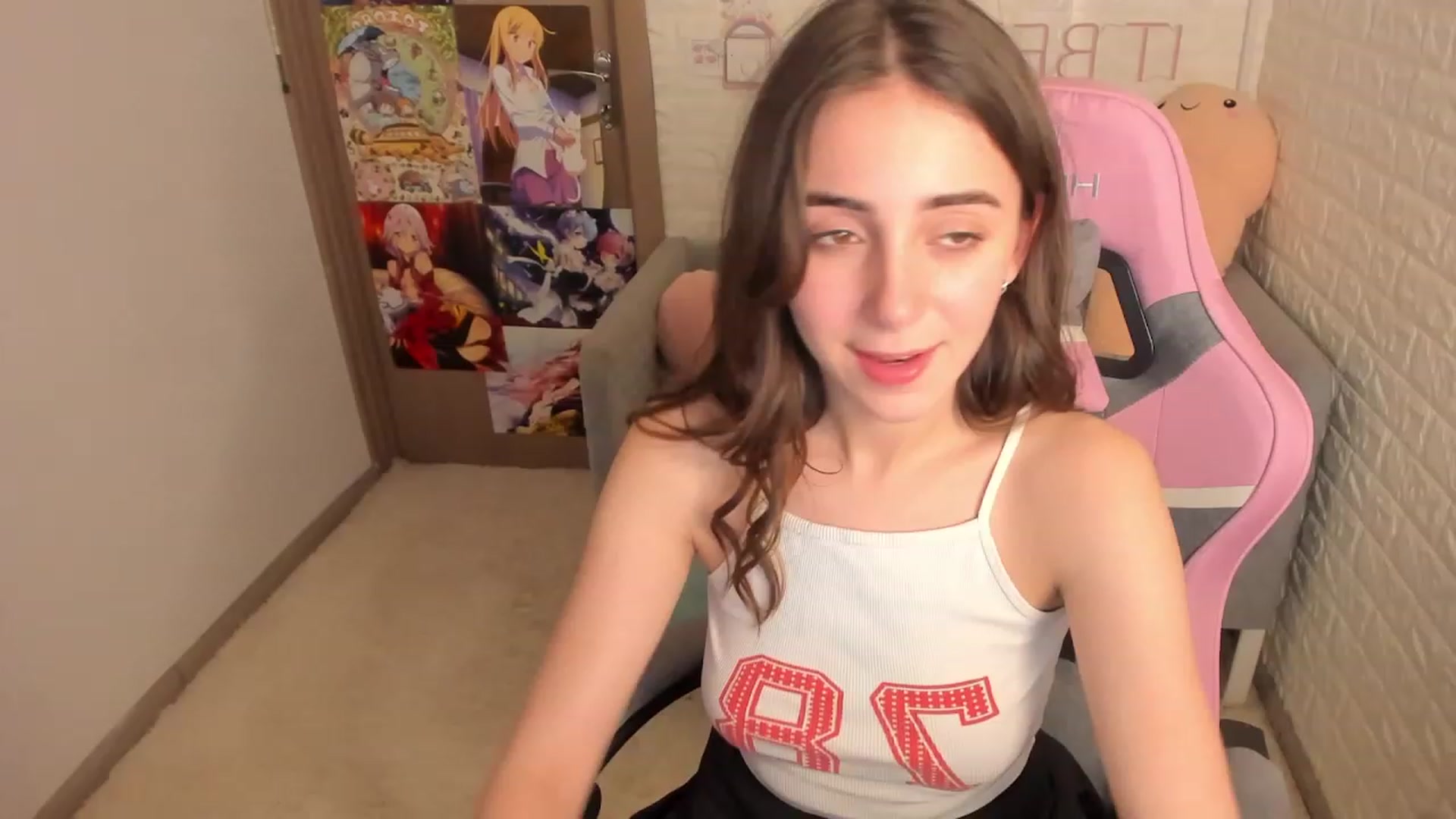 Gallery image thumbnail from ElsaYoung's myfreecams stream on, 01/14/2023, 02:12 image 7 of 20