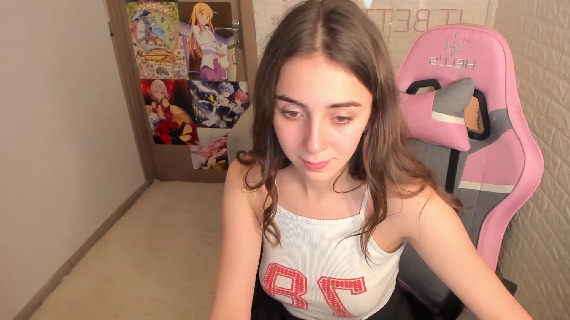 Gallery image thumbnail from ElsaYoung's myfreecams stream on, 01/14/2023, 02:12 image 3 of 20
