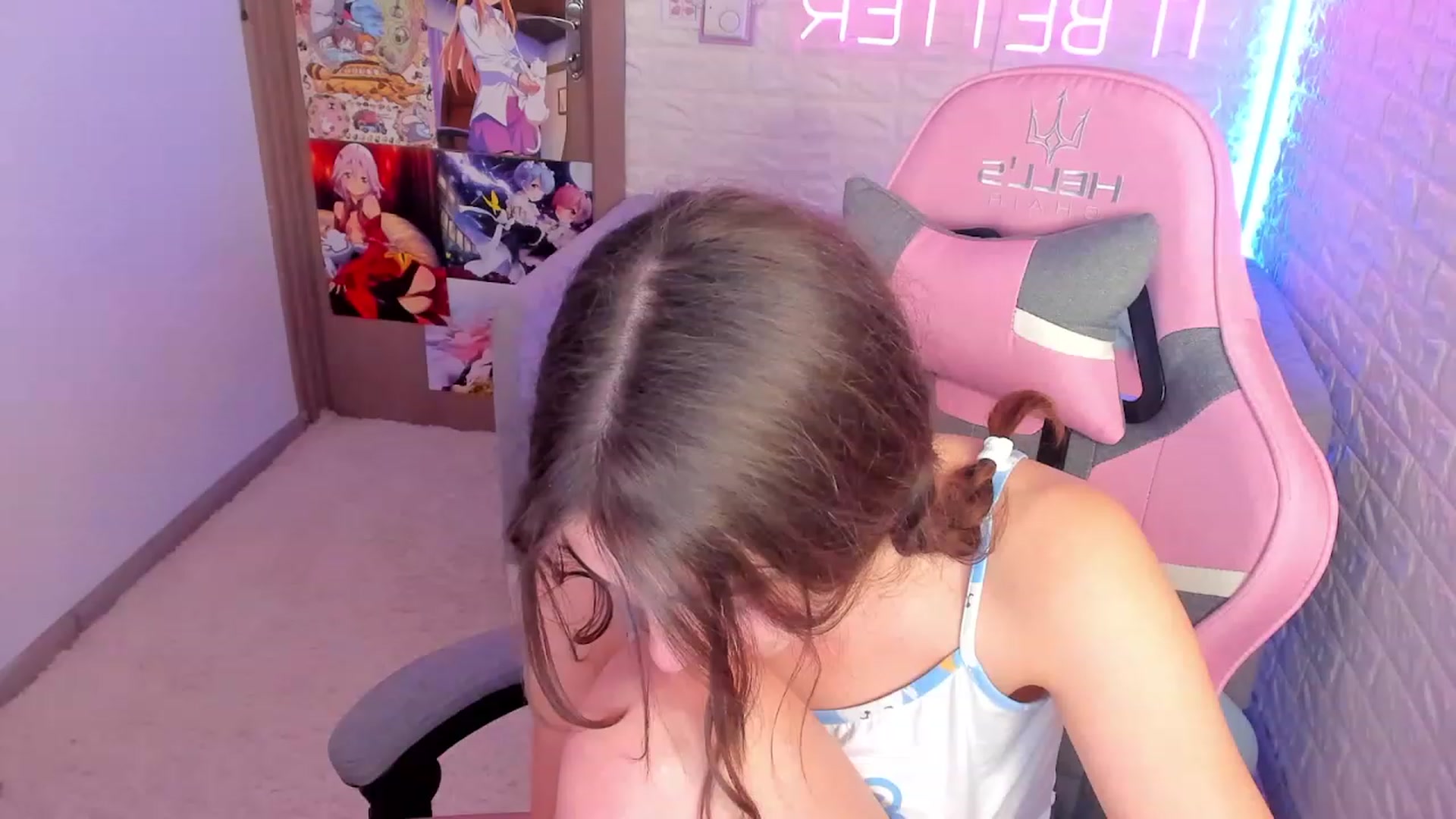 Gallery image thumbnail from ElsaYoung's myfreecams stream on, 01/15/2023, 17:47 image 12 of 20