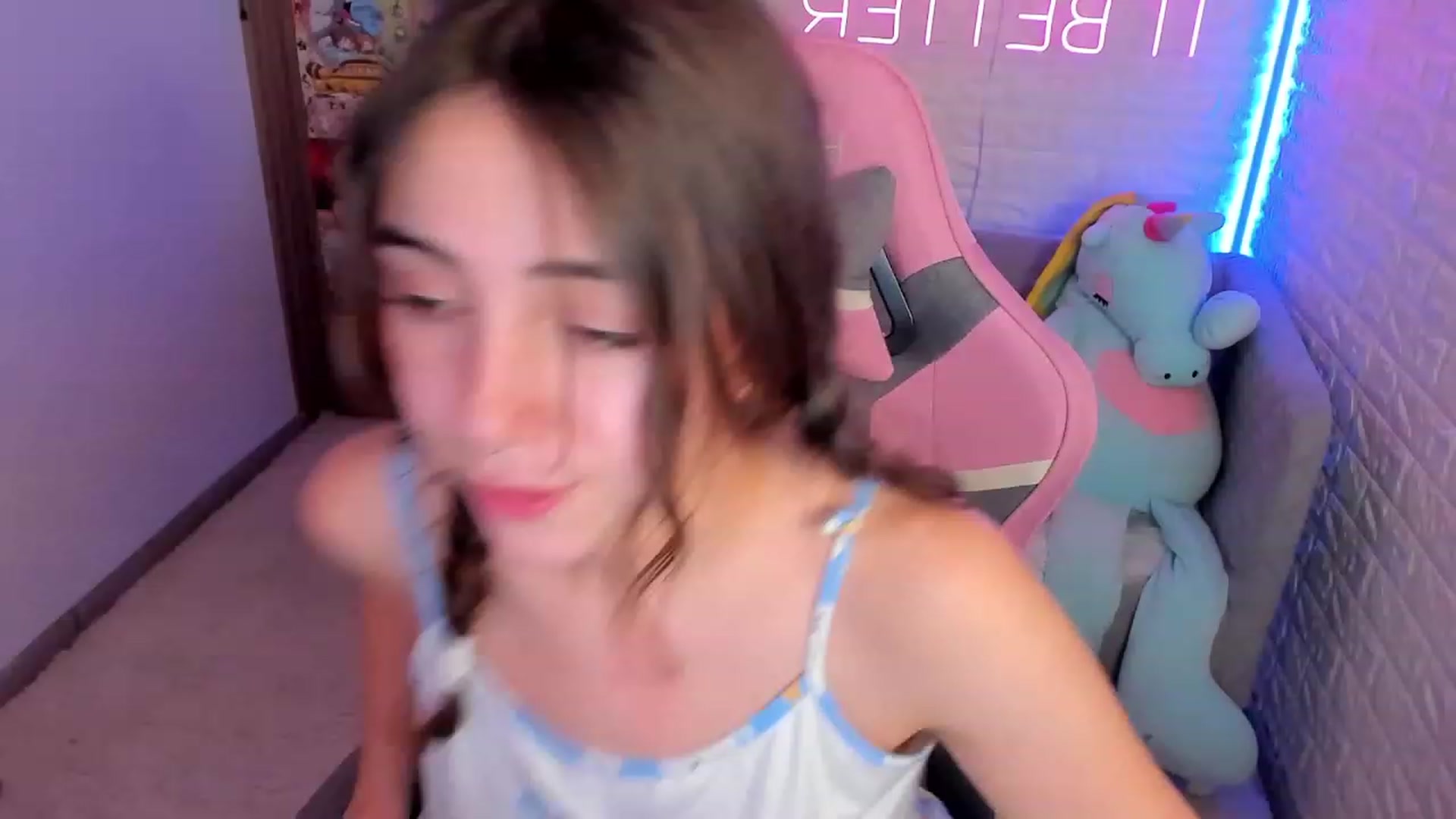 Gallery image thumbnail from ElsaYoung's myfreecams stream on, 01/15/2023, 17:47 image 10 of 20