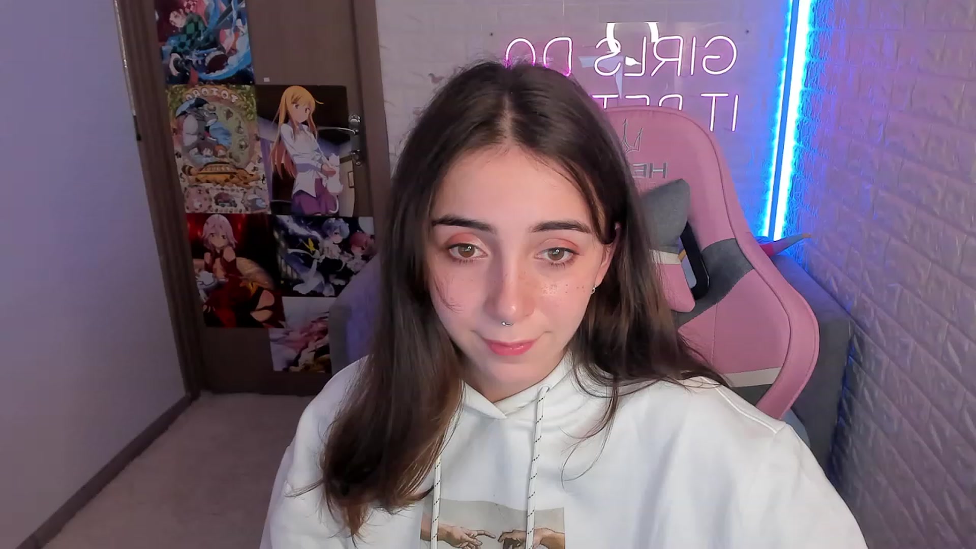Gallery image thumbnail from ElsaYoung's myfreecams stream on, 01/18/2023, 13:11 image 20 of 20