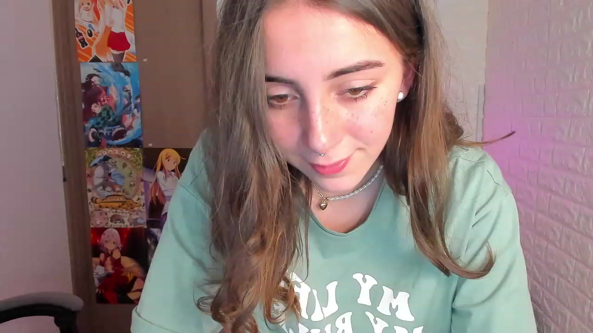 Gallery image thumbnail from ElsaYoung's myfreecams stream on, 01/19/2023, 07:42 image 4 of 20