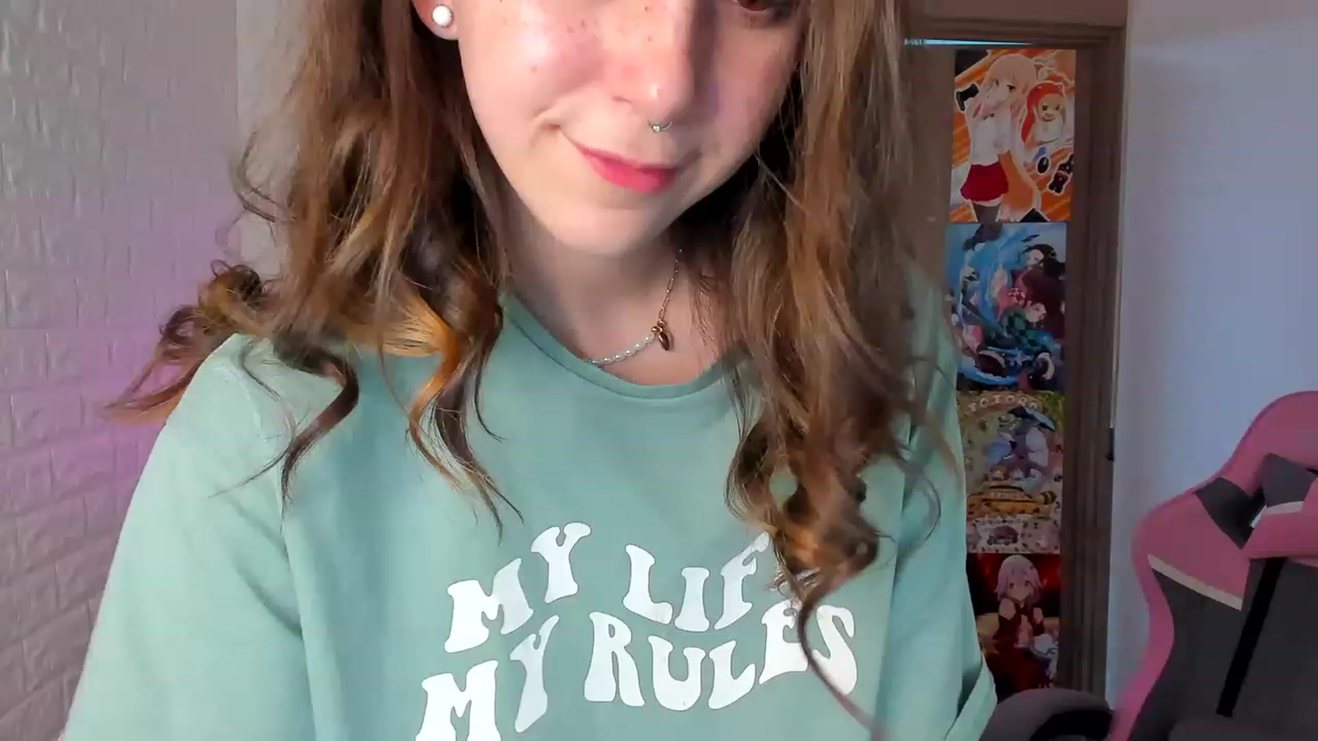 Gallery image thumbnail from ElsaYoung's myfreecams stream on, 01/19/2023, 09:38 image 2 of 20