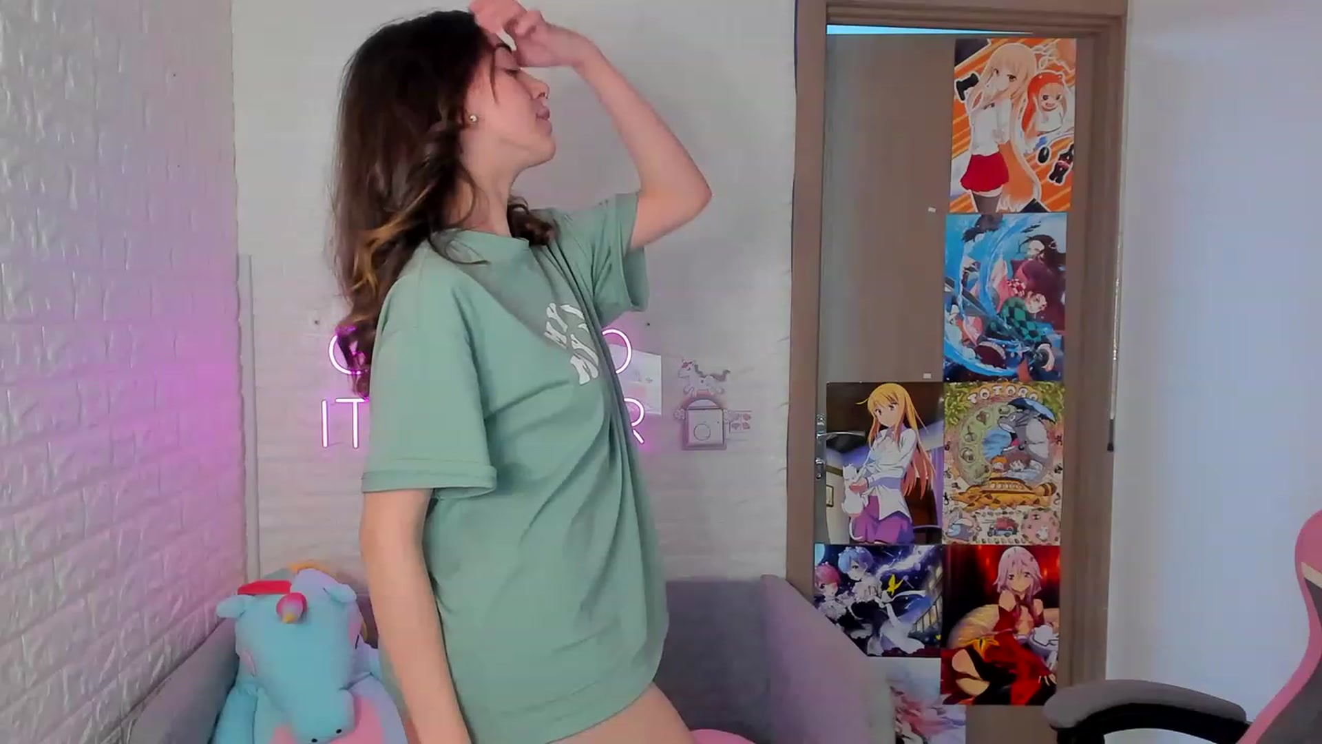Gallery image thumbnail from ElsaYoung's myfreecams stream on, 01/19/2023, 09:38 image 11 of 20