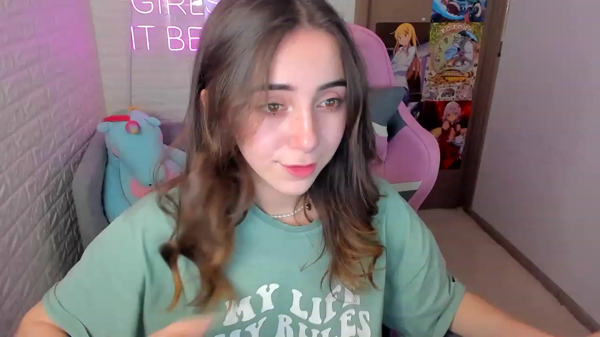 Gallery image thumbnail from ElsaYoung's myfreecams stream on, 01/19/2023, 12:03 image 1 of 20