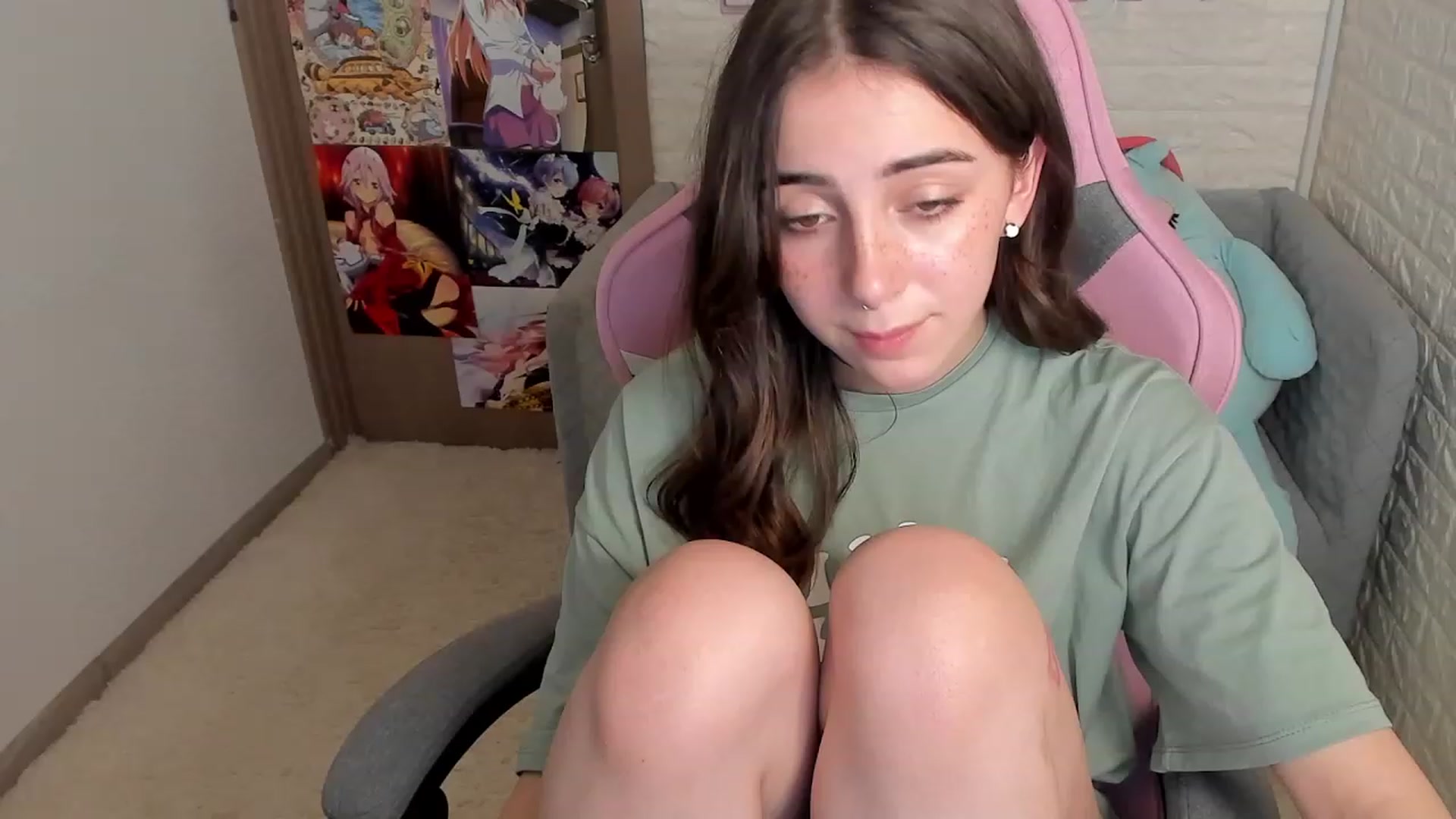 Gallery image thumbnail from ElsaYoung's myfreecams stream on, 01/20/2023, 08:06 image 4 of 20