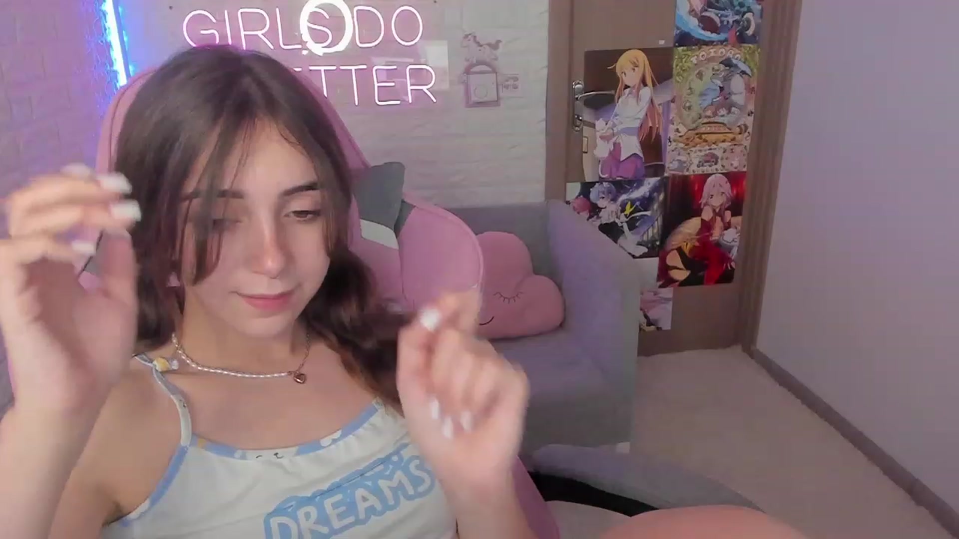 Gallery image thumbnail from ElsaYoung's myfreecams stream on, 01/26/2023, 12:29 image 20 of 20