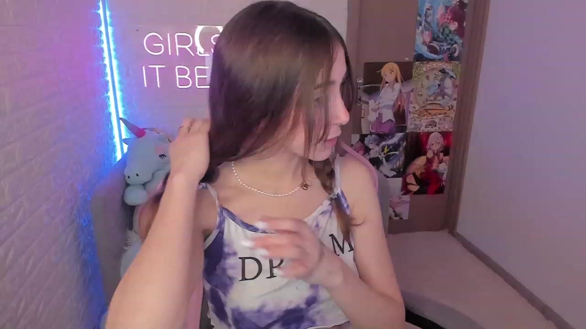 Gallery image thumbnail from ElsaYoung's myfreecams stream on, 01/27/2023, 08:23 image 6 of 20