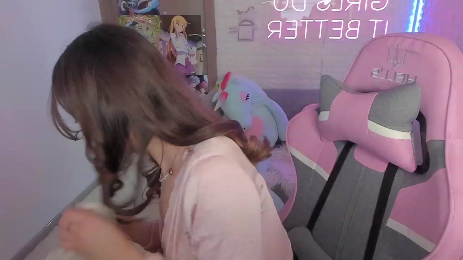 Gallery image thumbnail from ElsaYoung's myfreecams stream on, 01/28/2023, 14:54 image 12 of 20