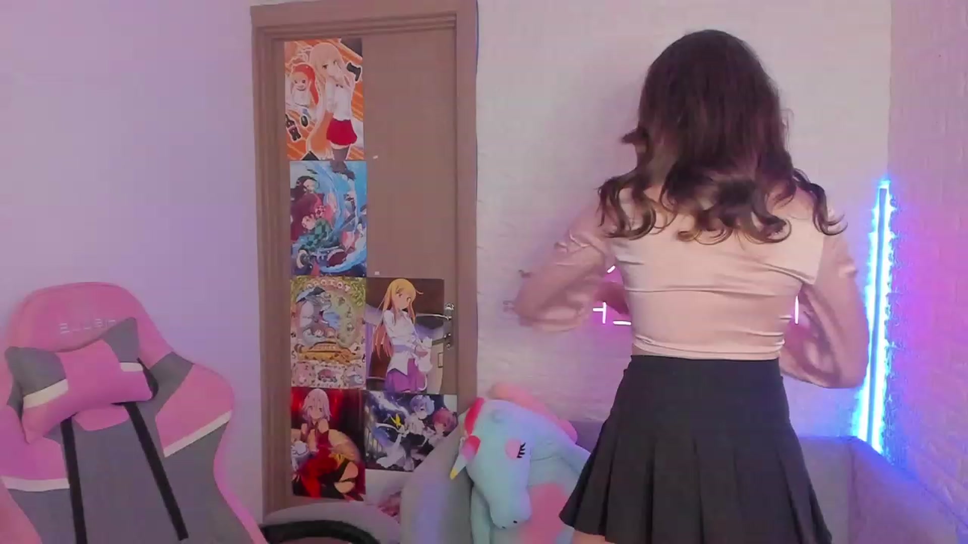 Gallery image thumbnail from ElsaYoung's myfreecams stream on, 01/28/2023, 17:40 image 11 of 20