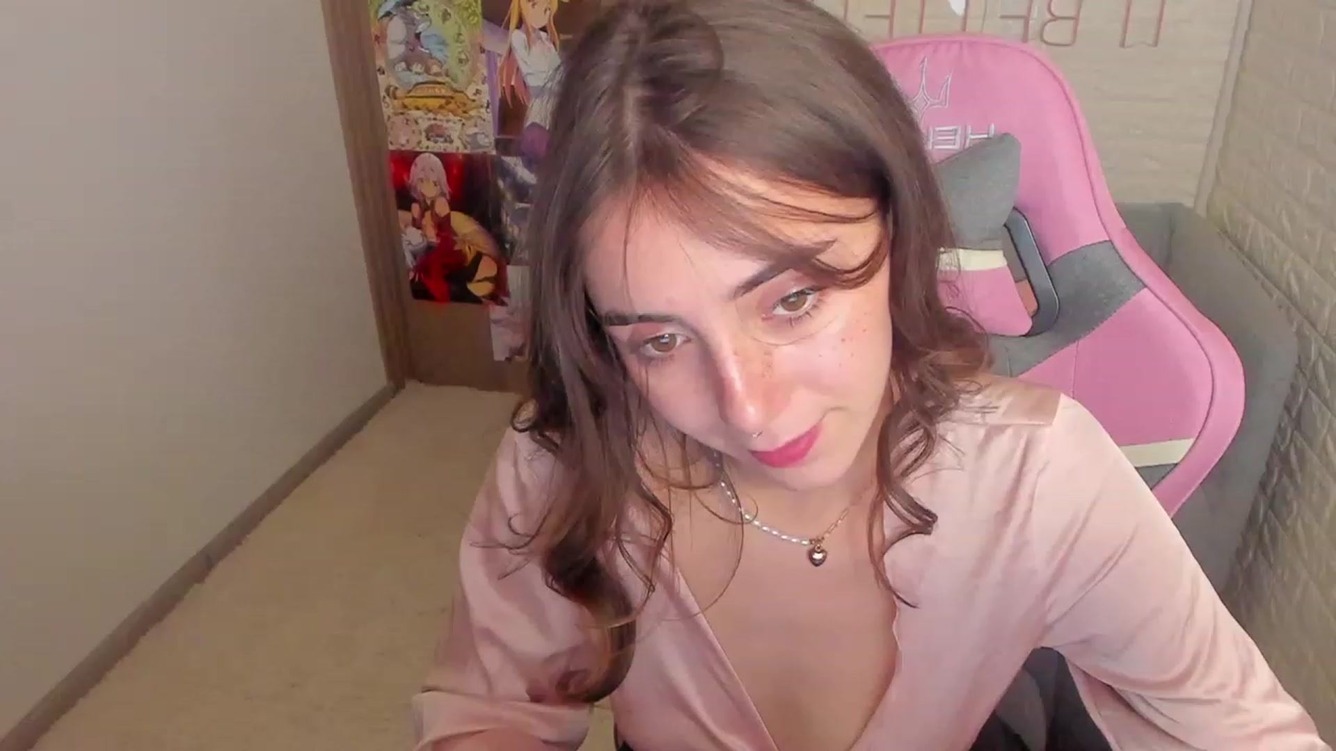 Gallery image thumbnail from ElsaYoung's myfreecams stream on, 01/28/2023, 17:40 image 3 of 20