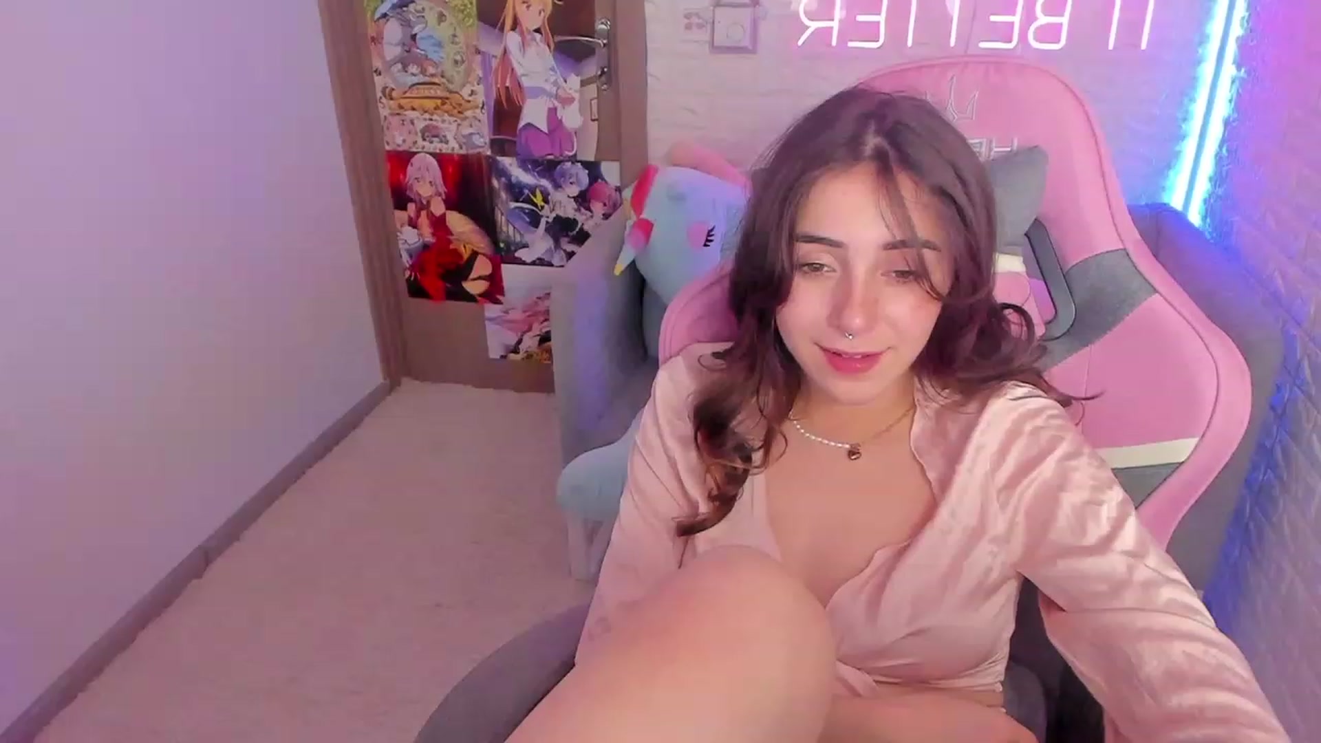 Gallery image thumbnail from ElsaYoung's myfreecams stream on, 01/28/2023, 17:40 image 8 of 20