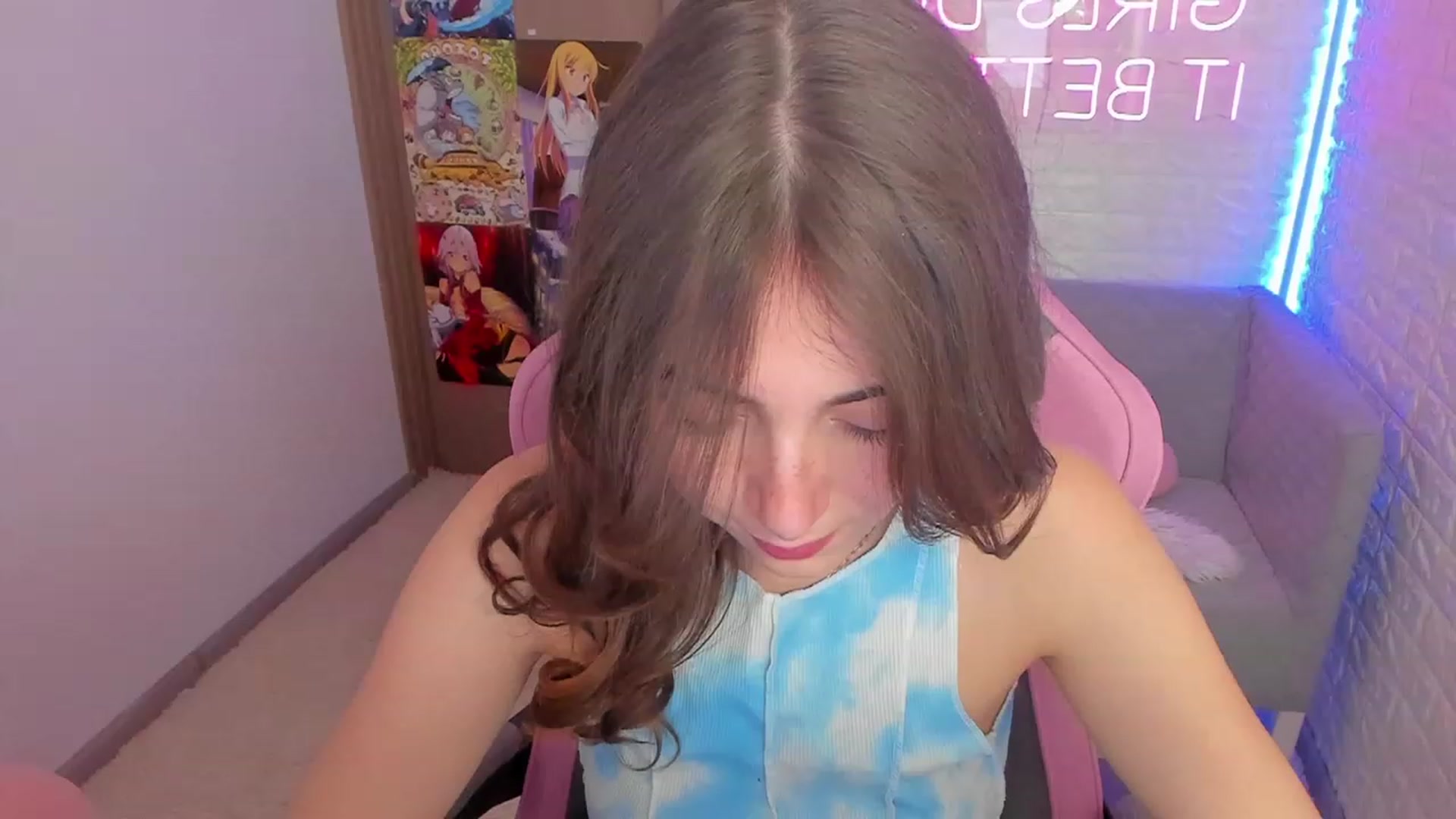Gallery image thumbnail from ElsaYoung's myfreecams stream on, 01/29/2023, 13:47 image 7 of 20